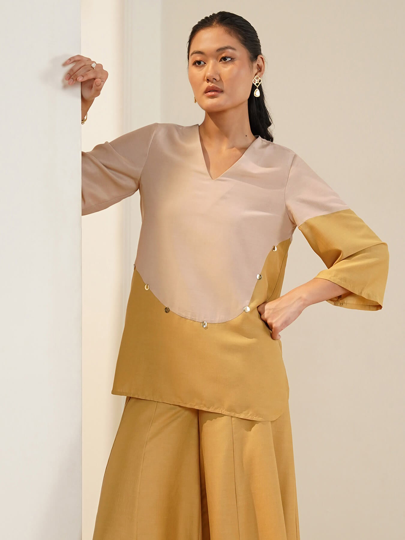 Silk Blend Colourblock Co-ord Set - Beige & Yellow