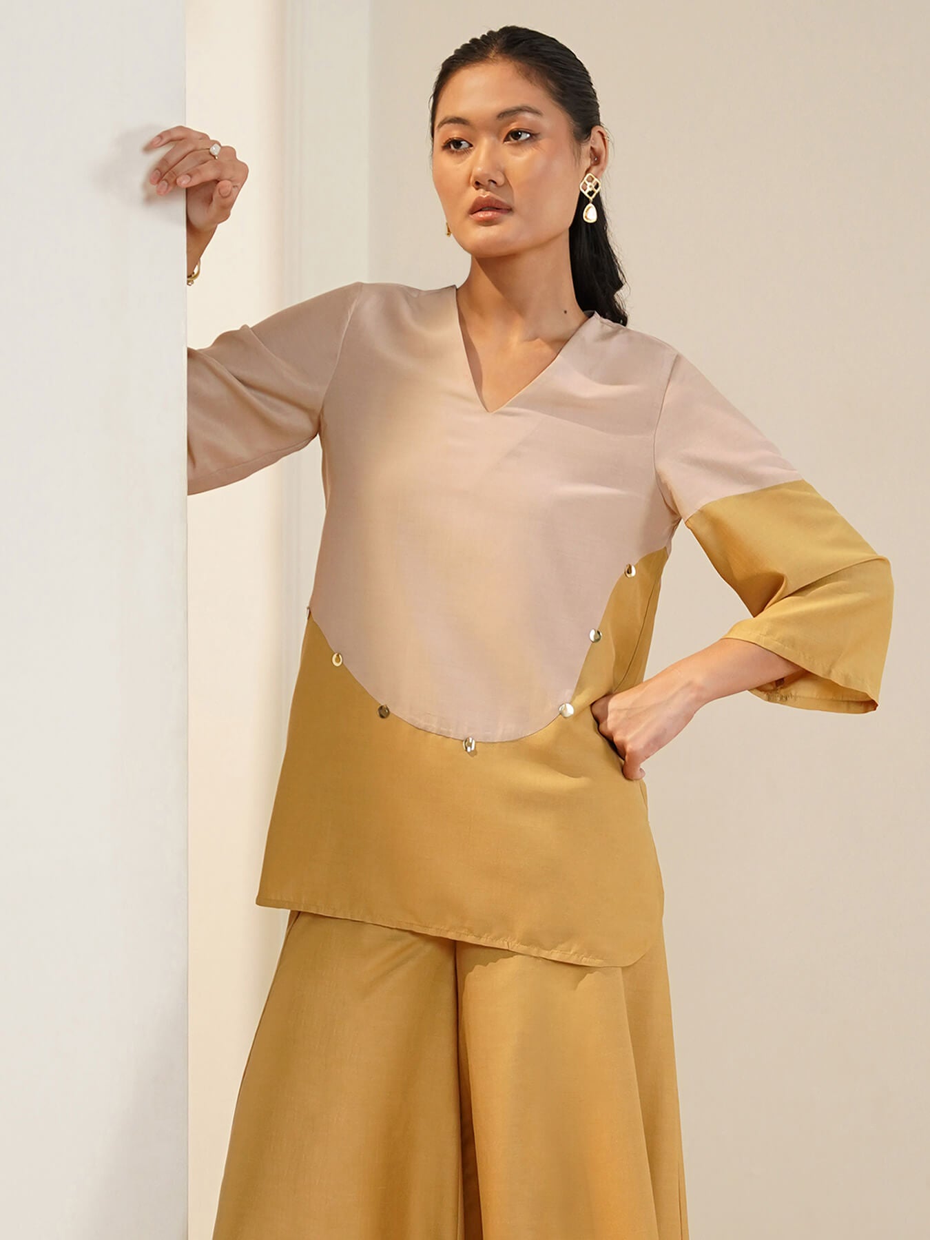 Silk Blend Colourblock Co-ord Set - Beige & Yellow