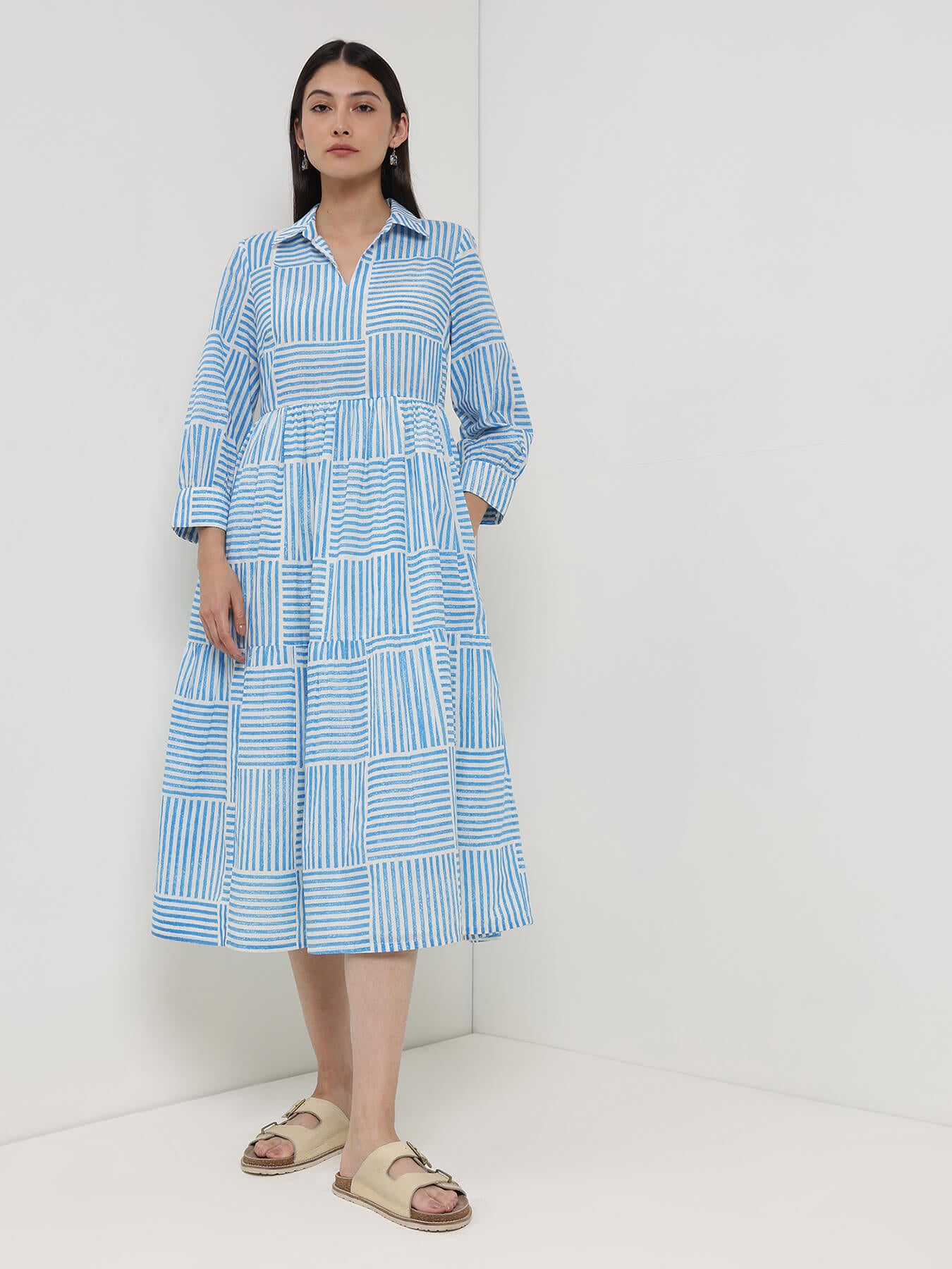 Cotton Geometric Shirt Collar Dress - Off White & Blue