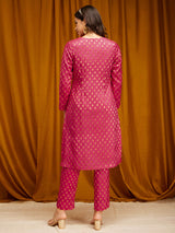 Silk Brocade V-neck Kurta - Pink