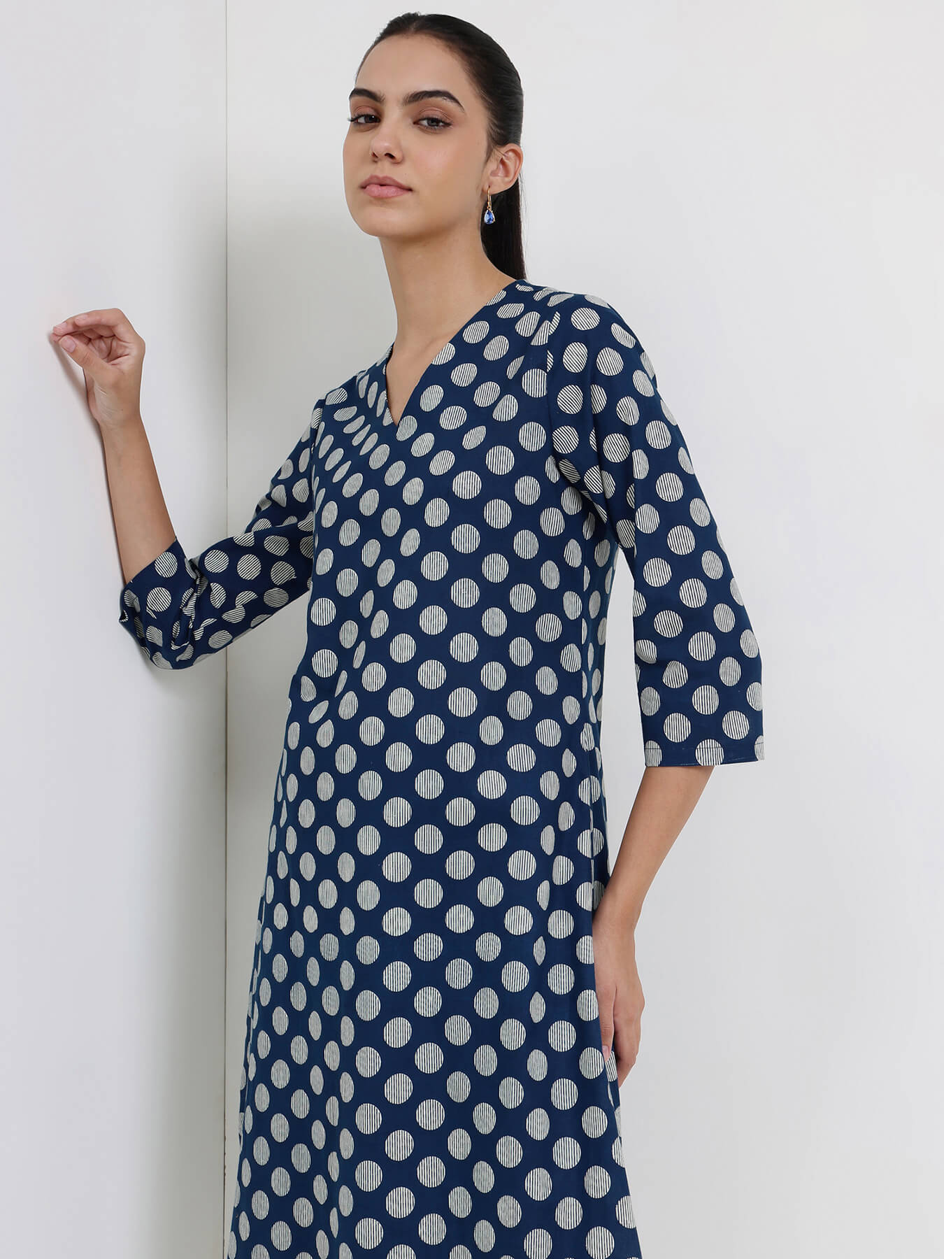 Cotton Geometric Straight Kurta - Blue