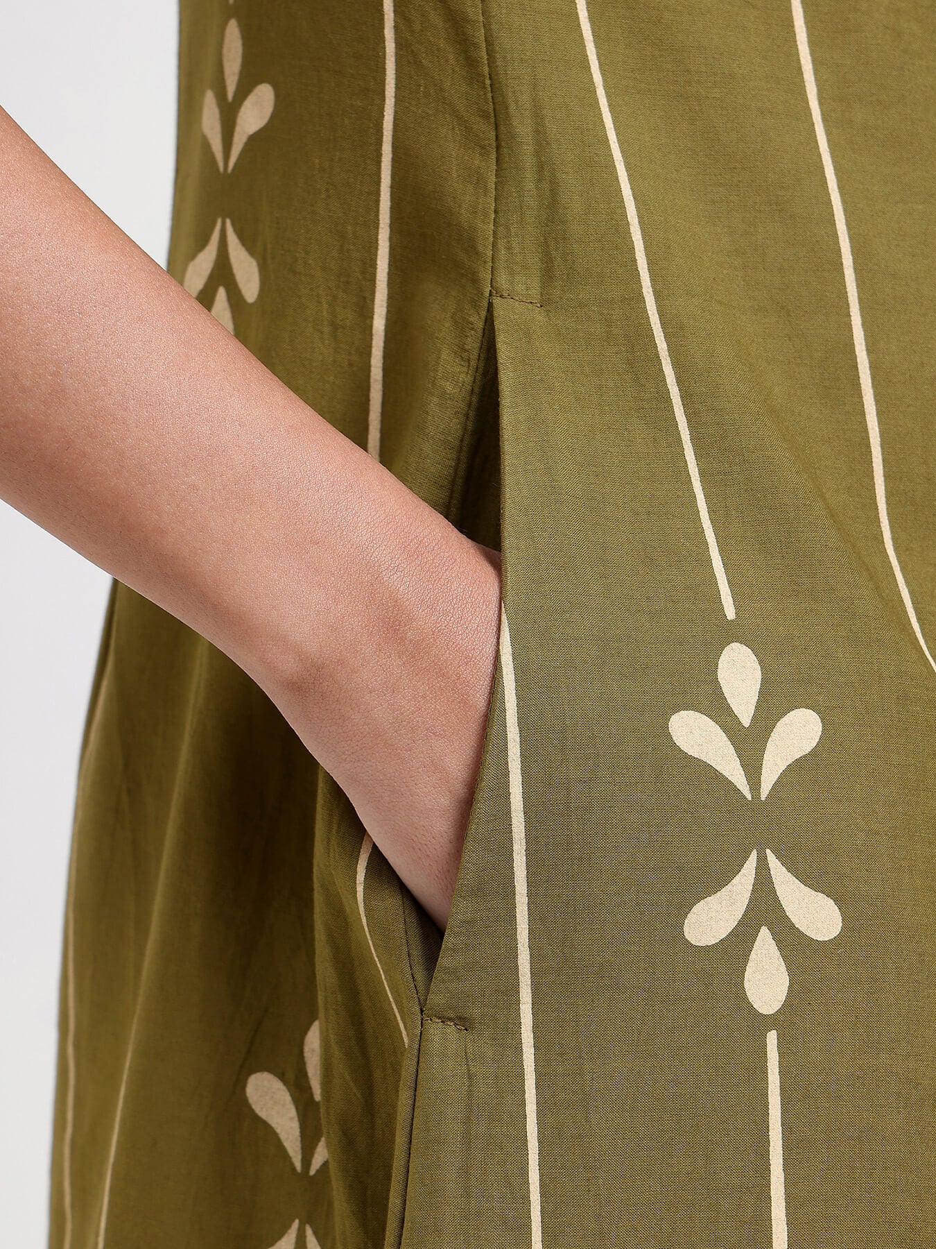 Cotton Abstract Flared Kurta - Green