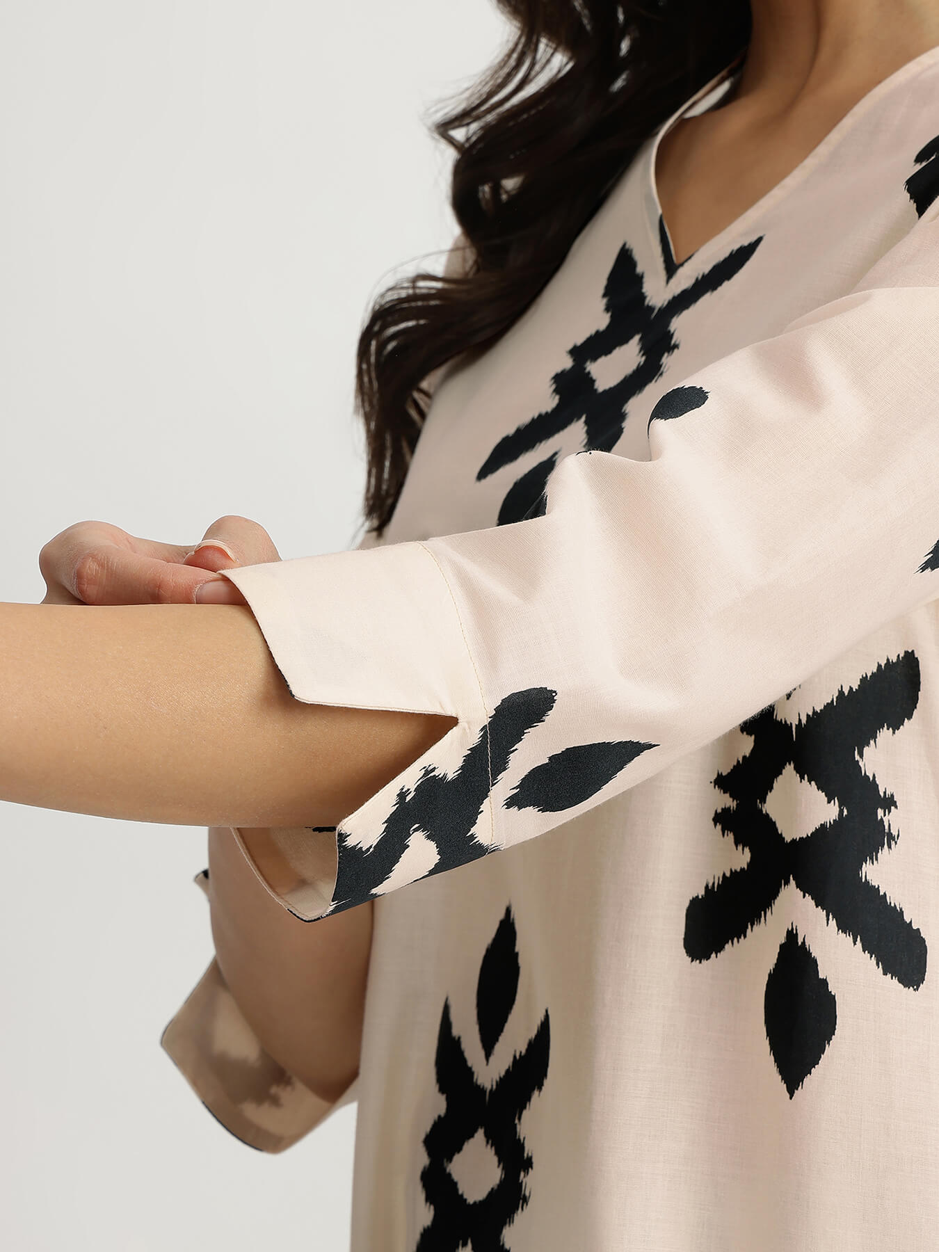 Cotton Ikat Geometric Print Kurta Set - Off-White & Black