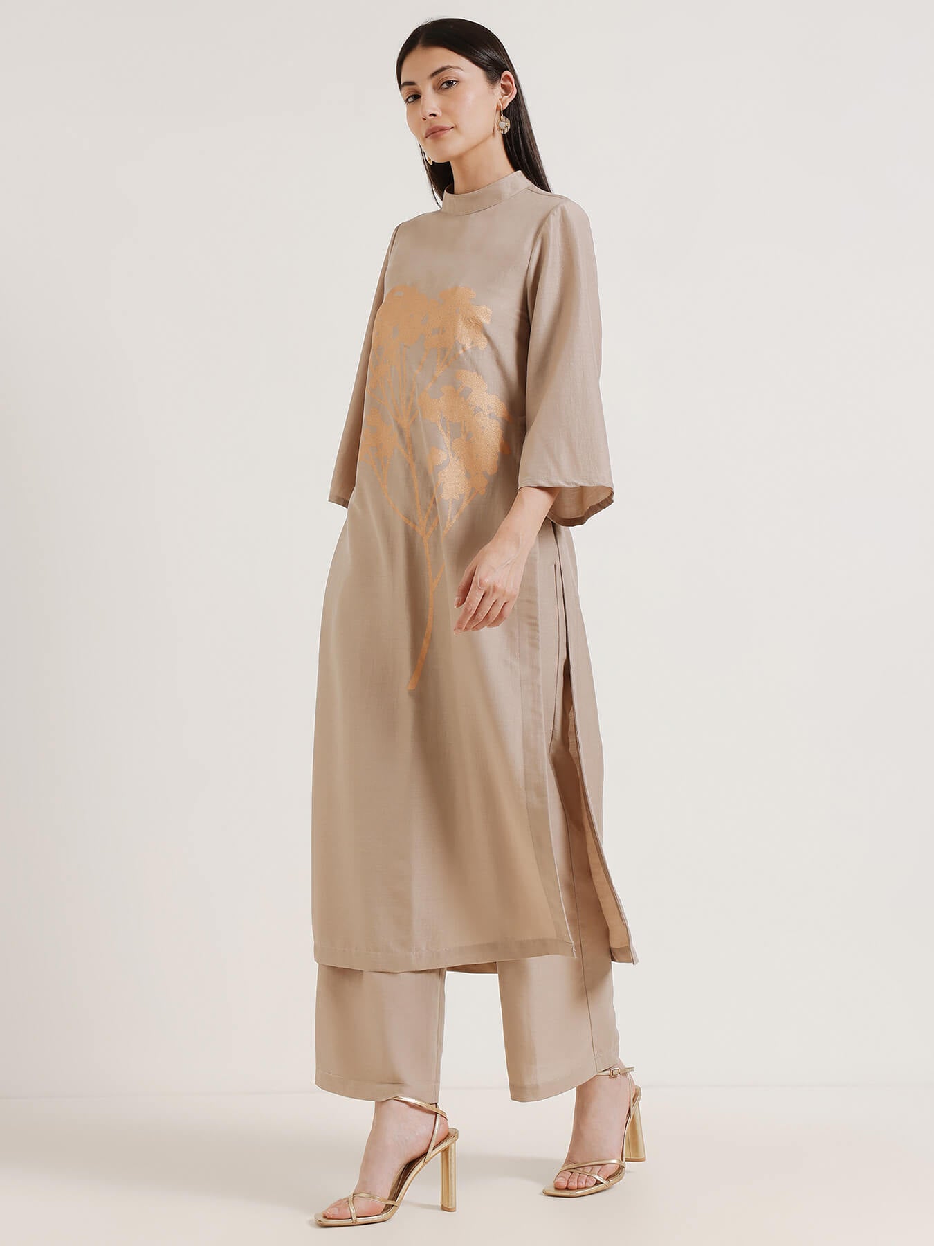 Silk Floral Statement Print Kurta Set - Beige & Gold