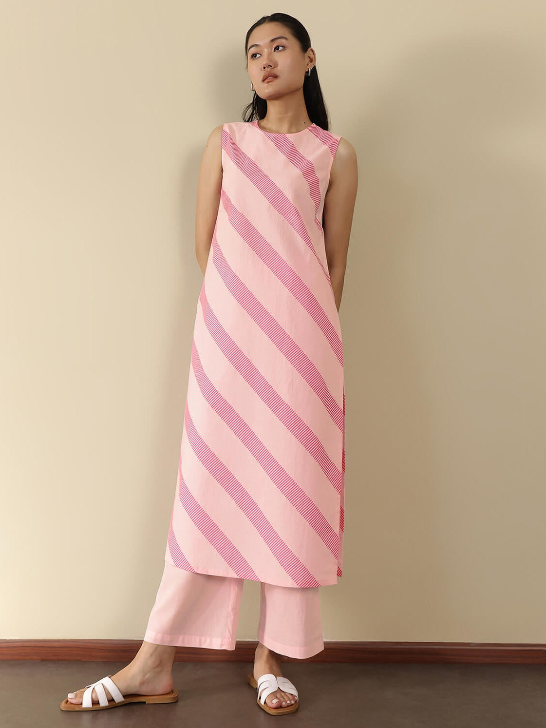 Cotton Striped Round Neck Kurta Set - Pink