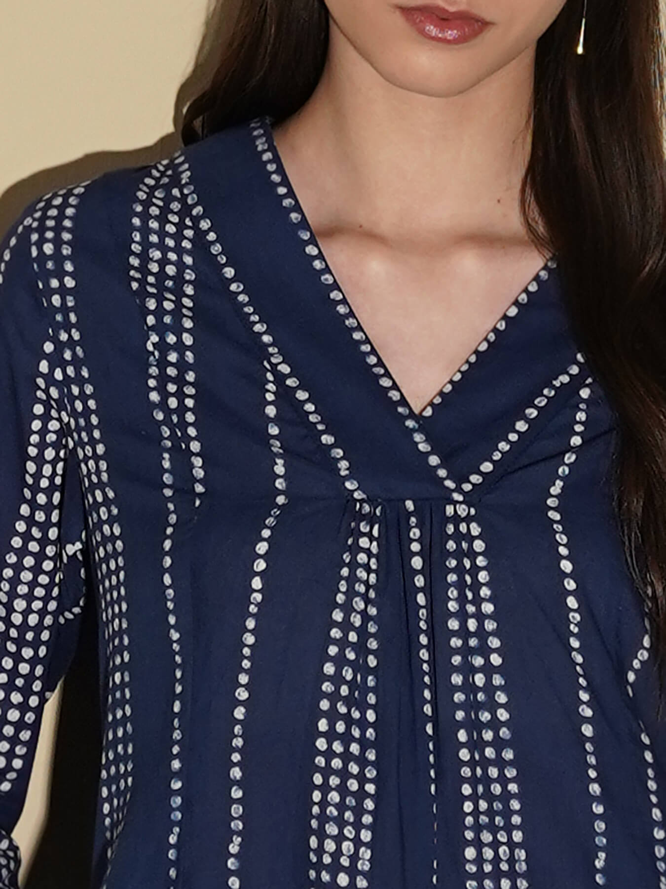 Cotton Polka Dots V-Neck Kurta Set - Navy Blue