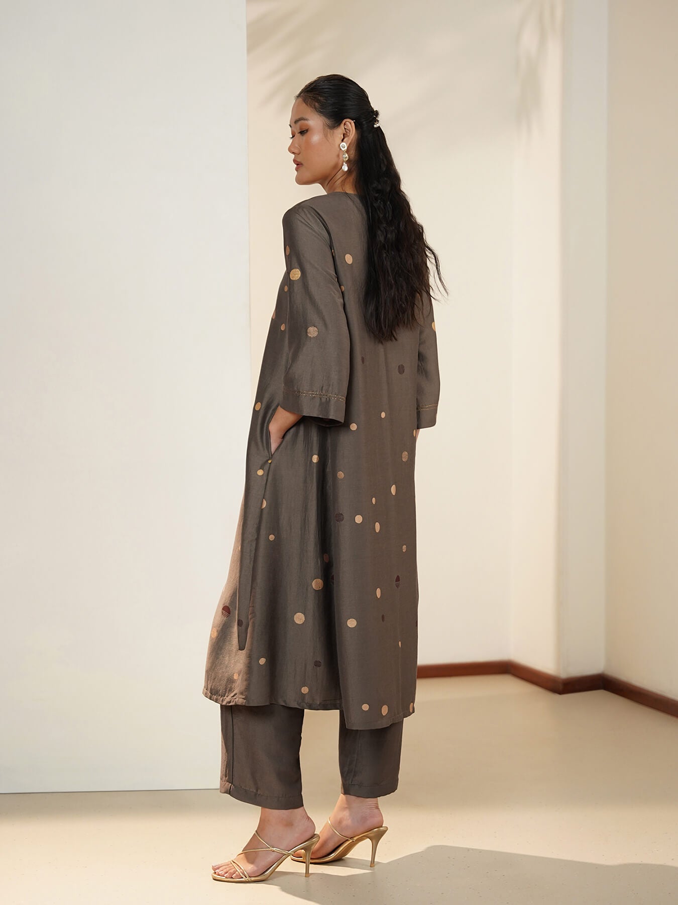 Silk Blend Geometric Kurta Set - Grey