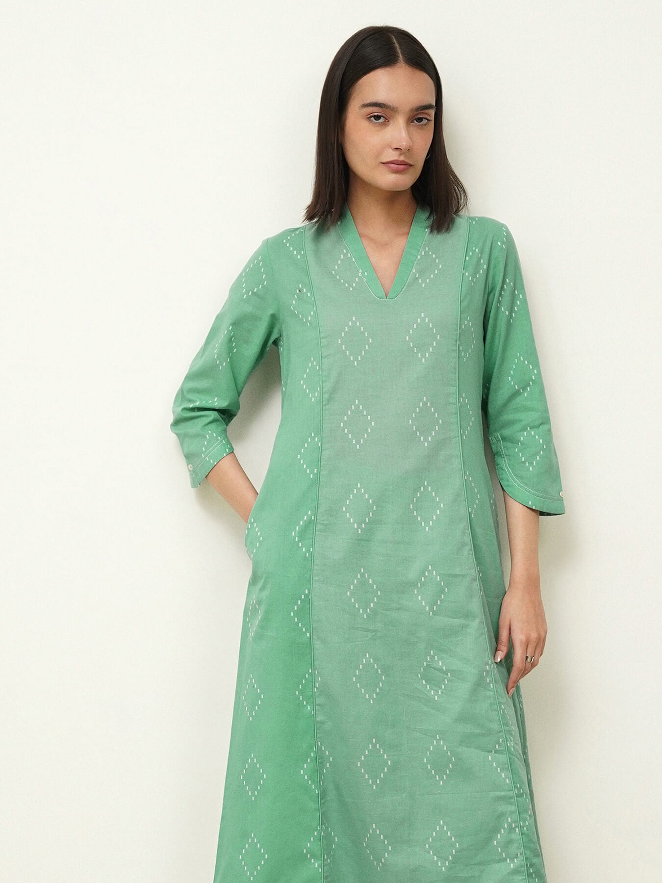 Cotton Ikat V-Neck Kurta Set - Green