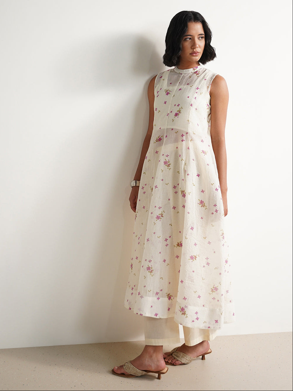 Cotton Floral Round Neck Kurta Set - Off White