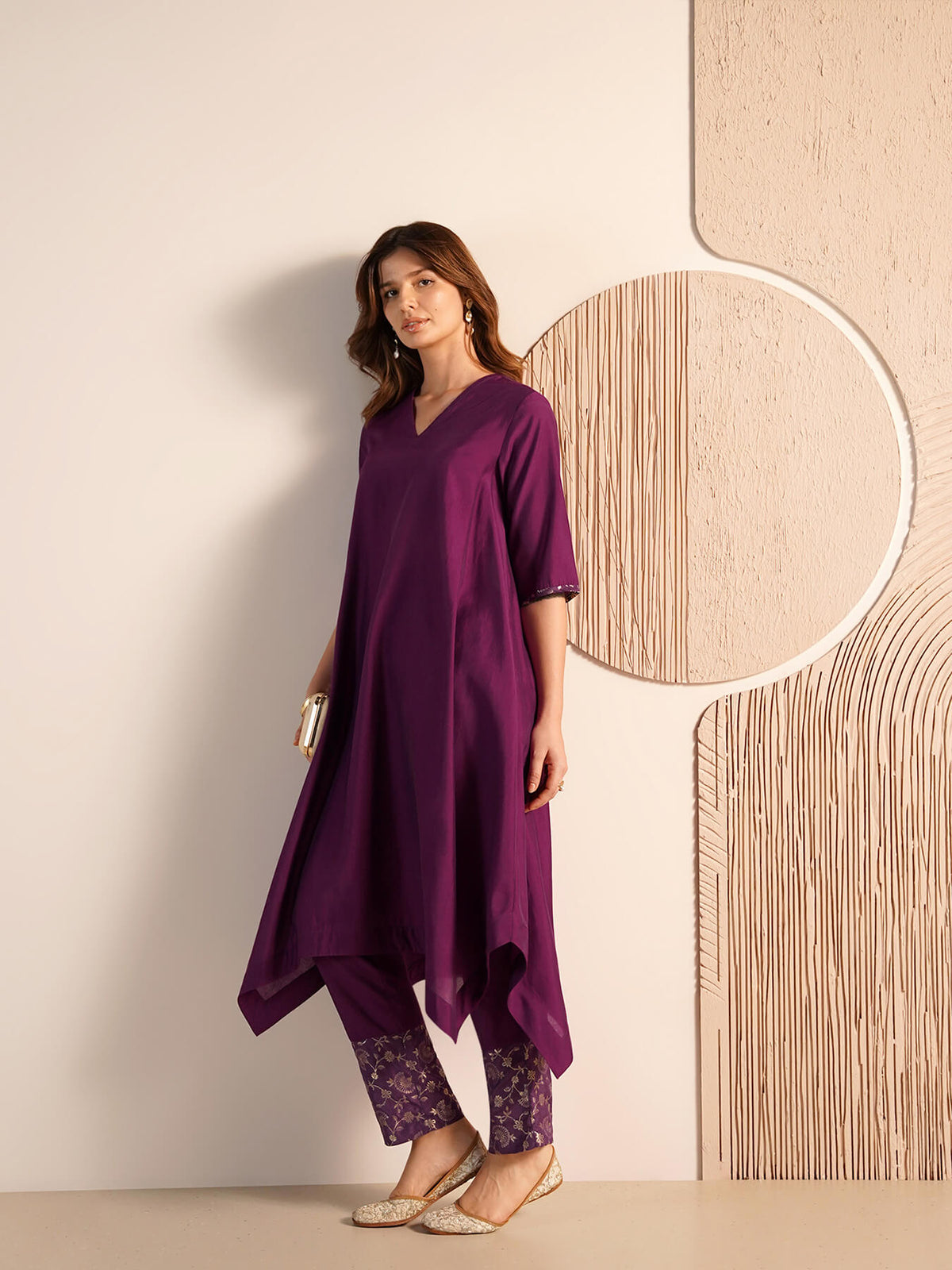 Viscose Silk Solid V-Neck Kurta Set - Purple