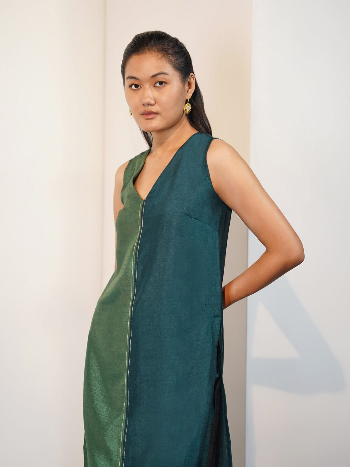 Silk Blend Colourblock Straight Kurta Set - Green
