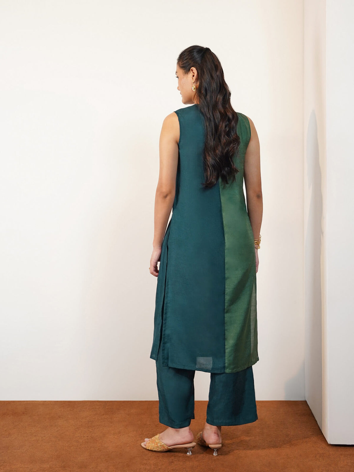 Silk Blend Colourblock Straight Kurta Set - Green