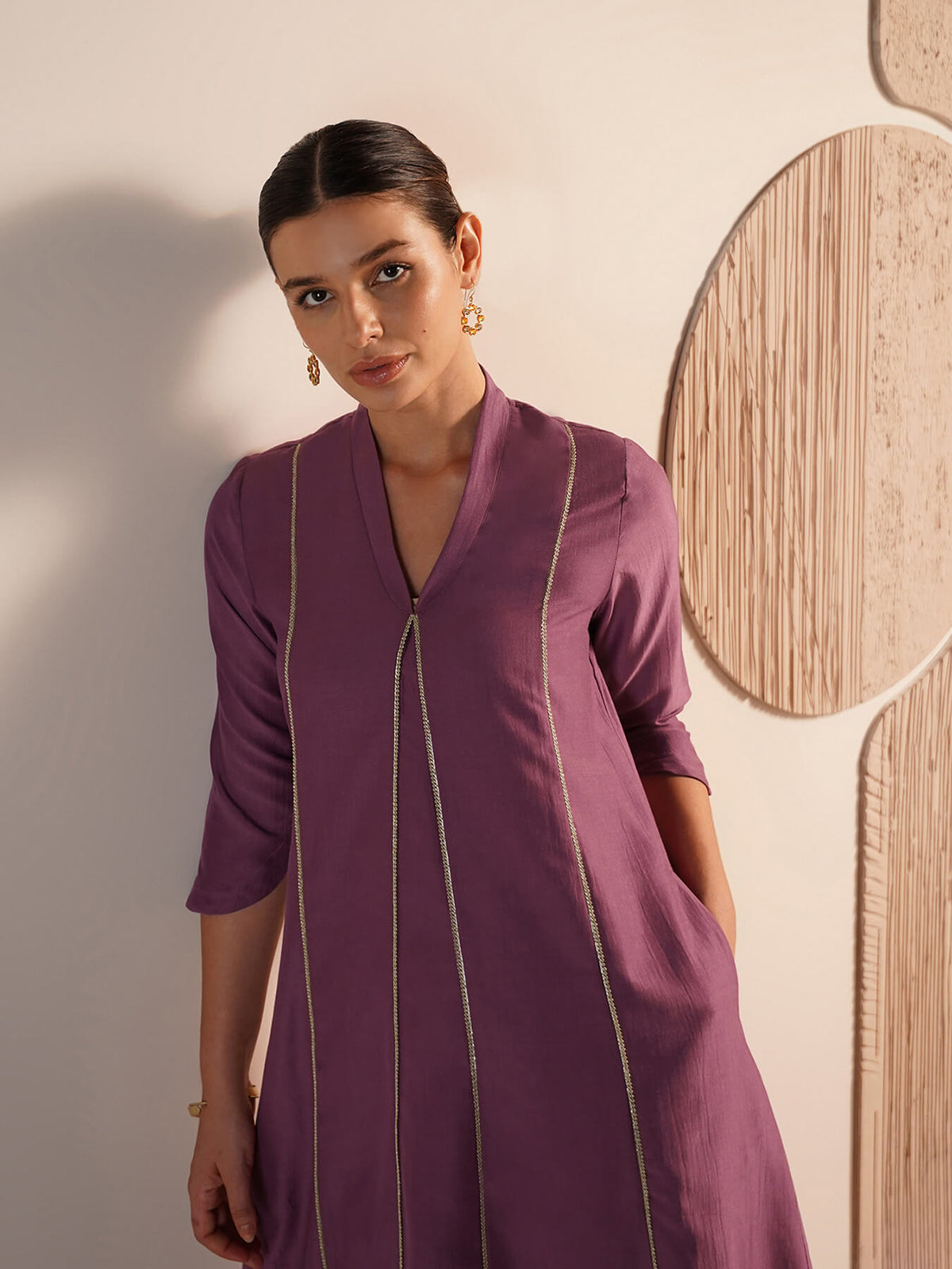 Viscose Silk Solid V-Neck Kurta Set - Lavender