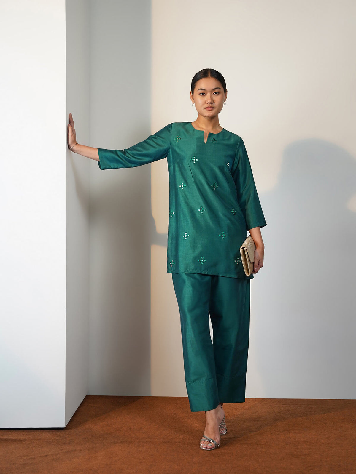 Viscose Silk Embroidered Kurta Set with Frashi Salwar - Teal