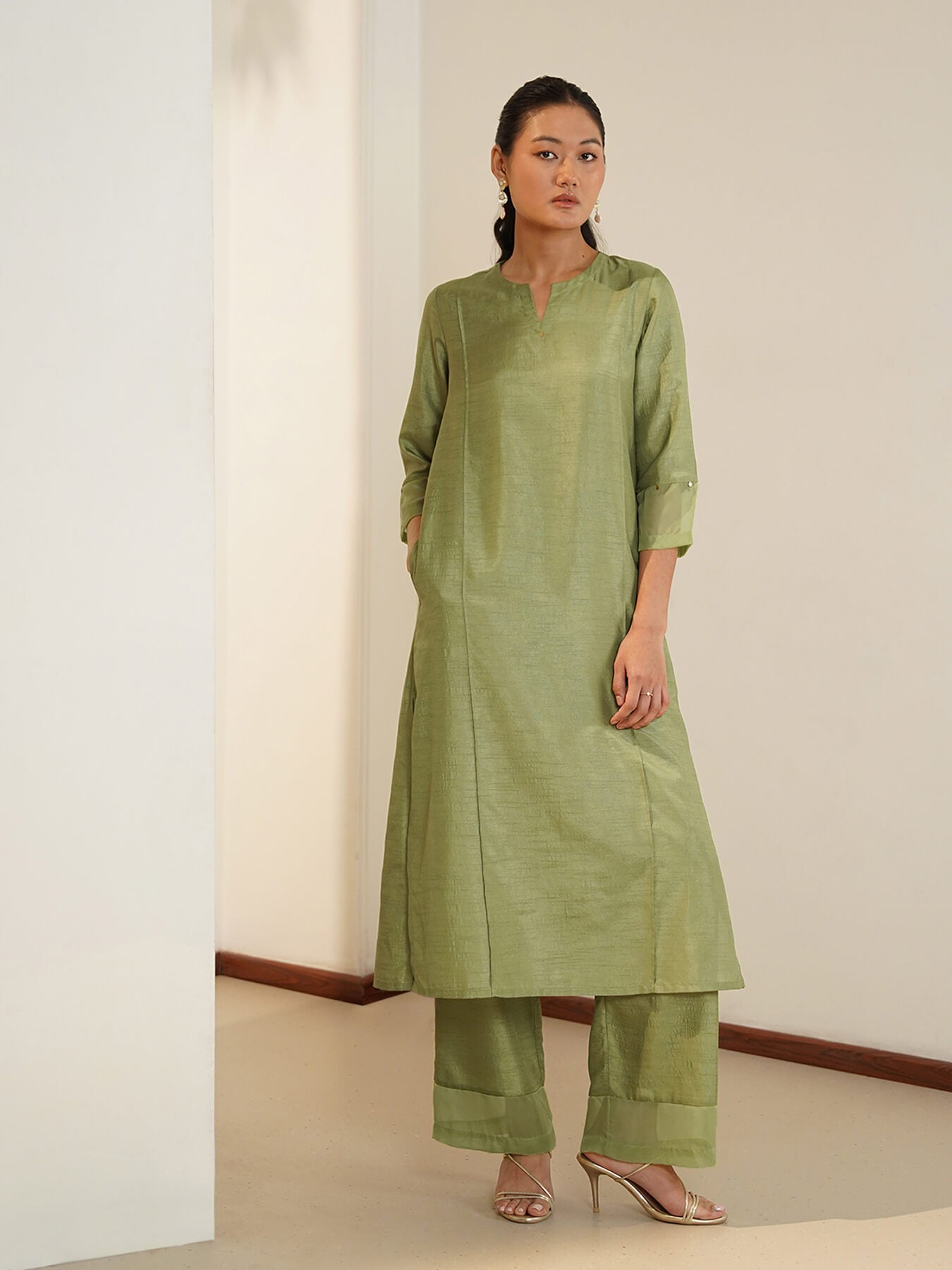 Silk Blend Solid Kurta Set - Green