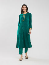 Velvet Yoke Detail Kurta Set - Green