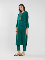 Velvet Yoke Detail Kurta Set - Green