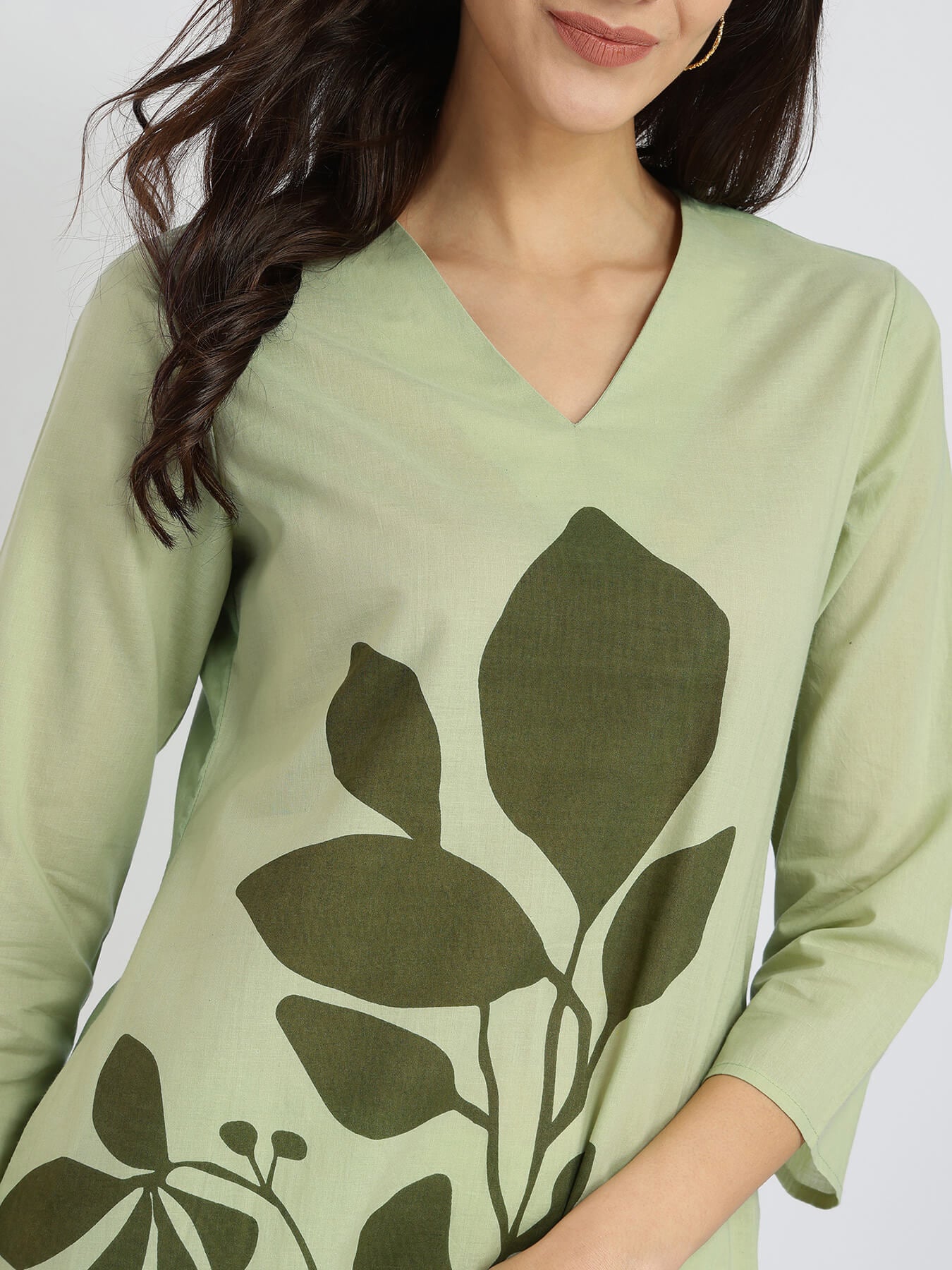 Cotton Floral Placement Print Kurta Set - Green