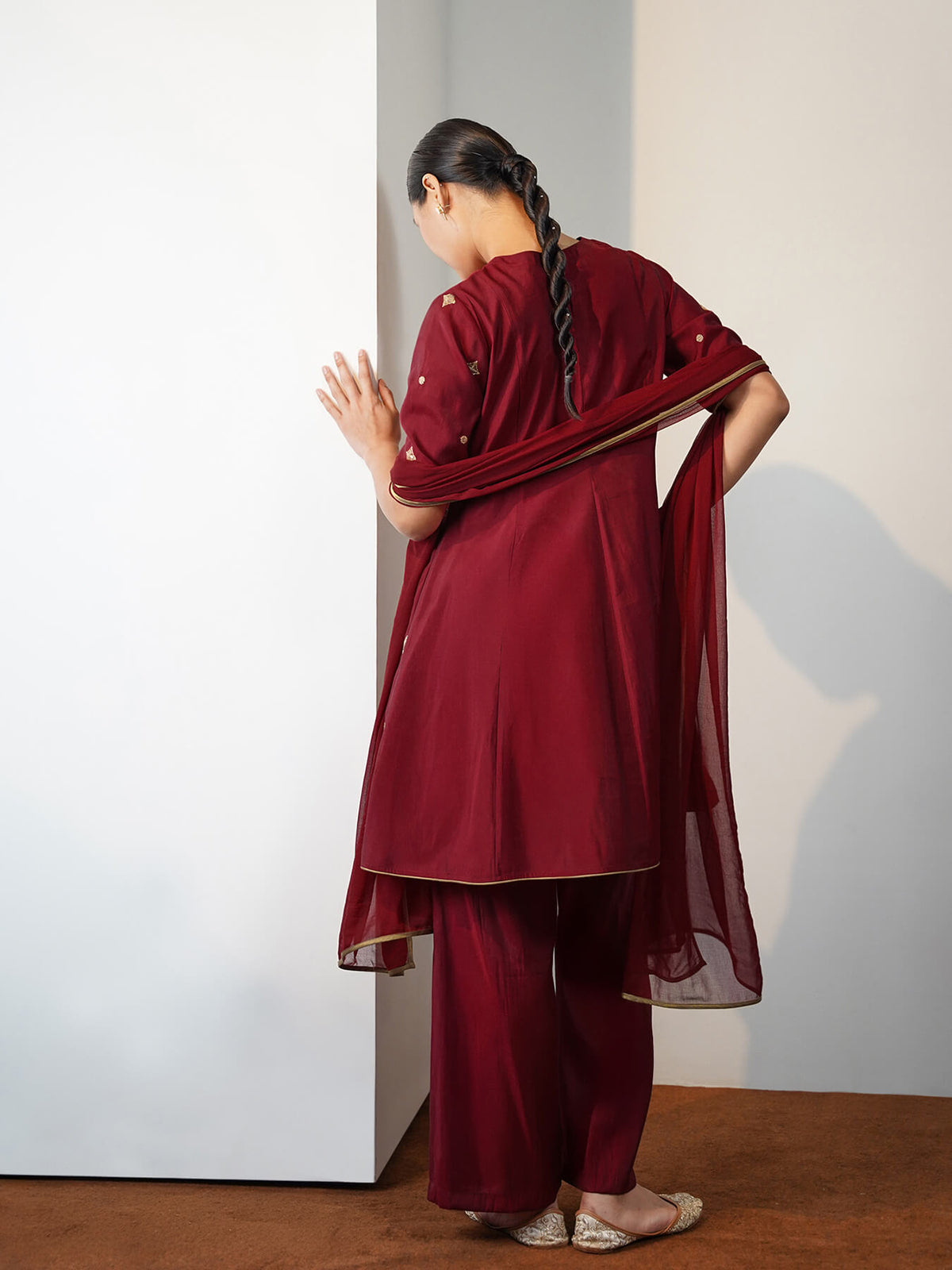 Viscose Silk Embroidered Kurta Set with Dupatta - Maroon