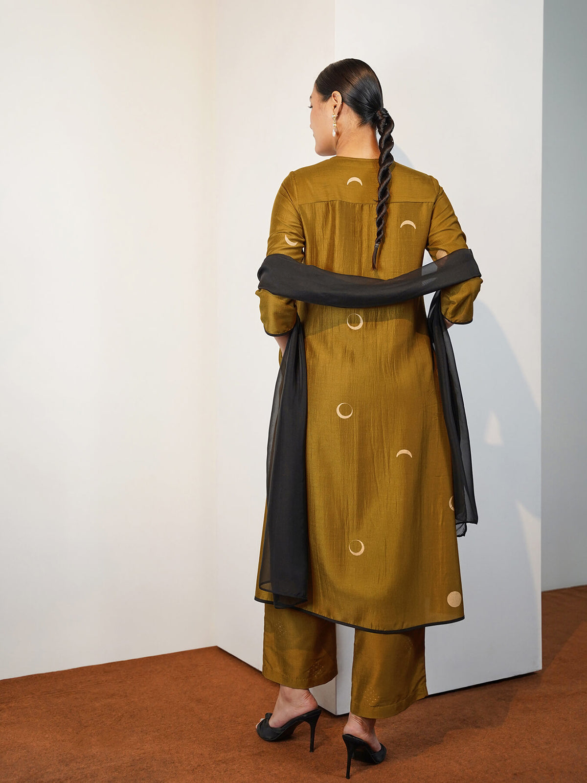 Viscose Silk Polka Print Kurta Set with Dupatta - Olive and Black