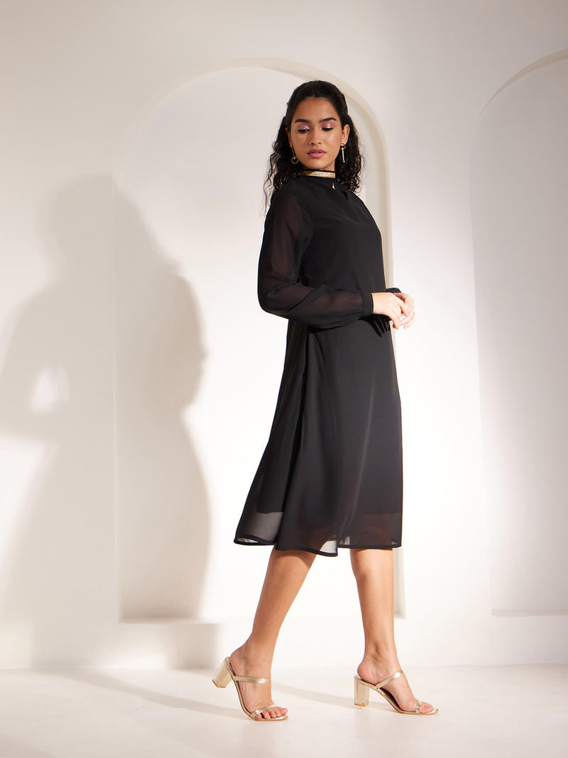 Lace Detail A-Line Dress - Black