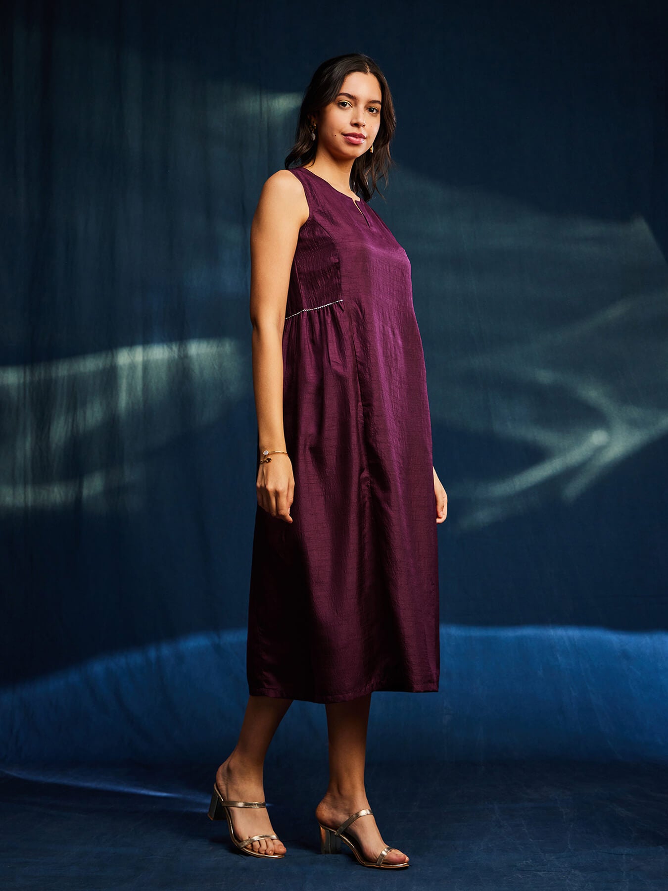 Silk Blend Gathered Midi Dress - Burgundy