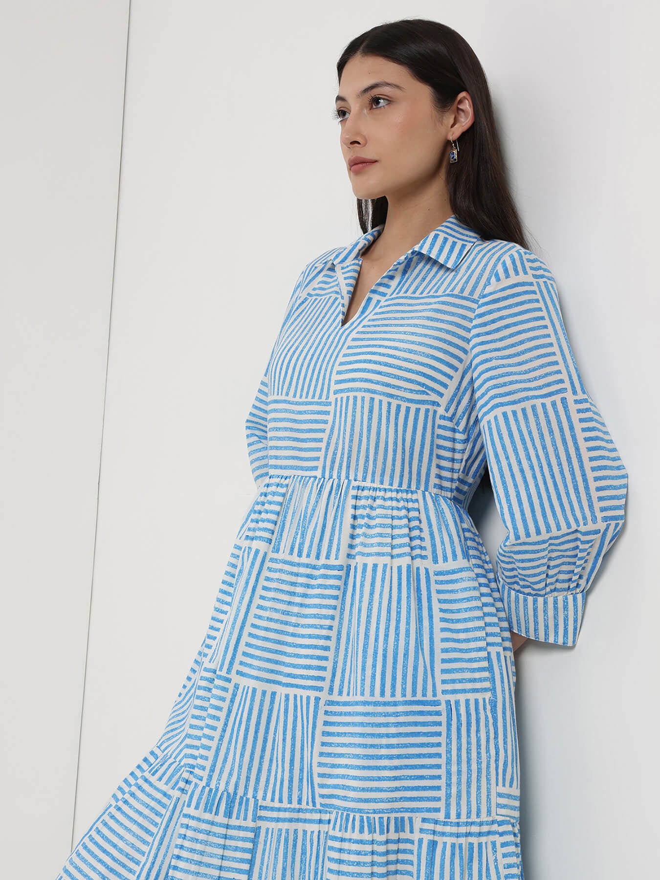 Cotton Geometric Shirt Collar Dress - Off White & Blue