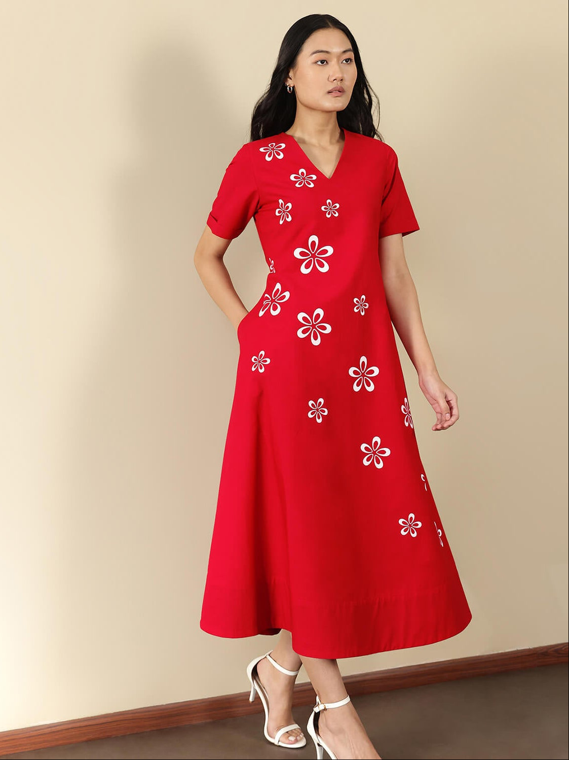 Cotton Floral V-Neck Midi Dress - Red
