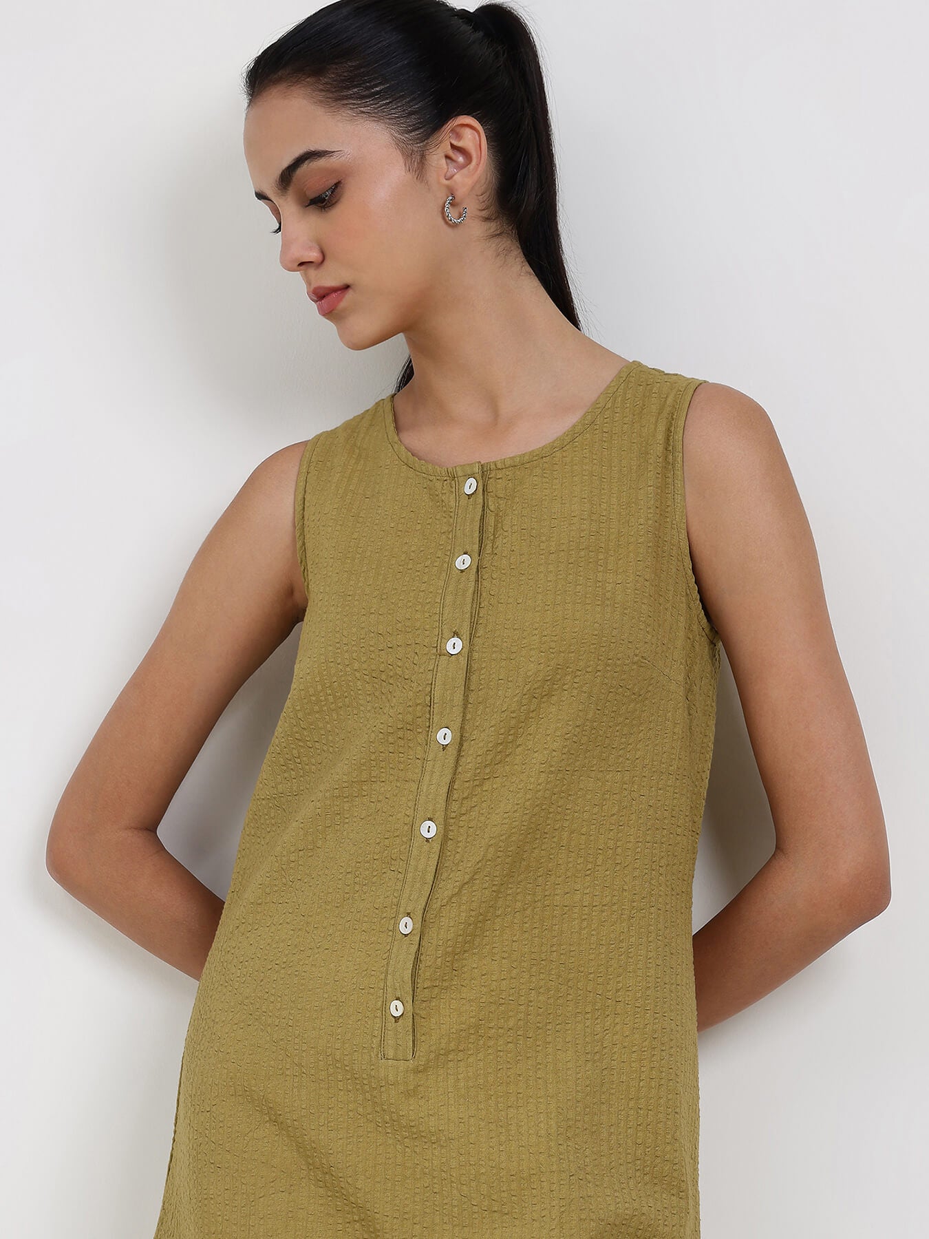 Cotton Solid Straight Kurta - Green