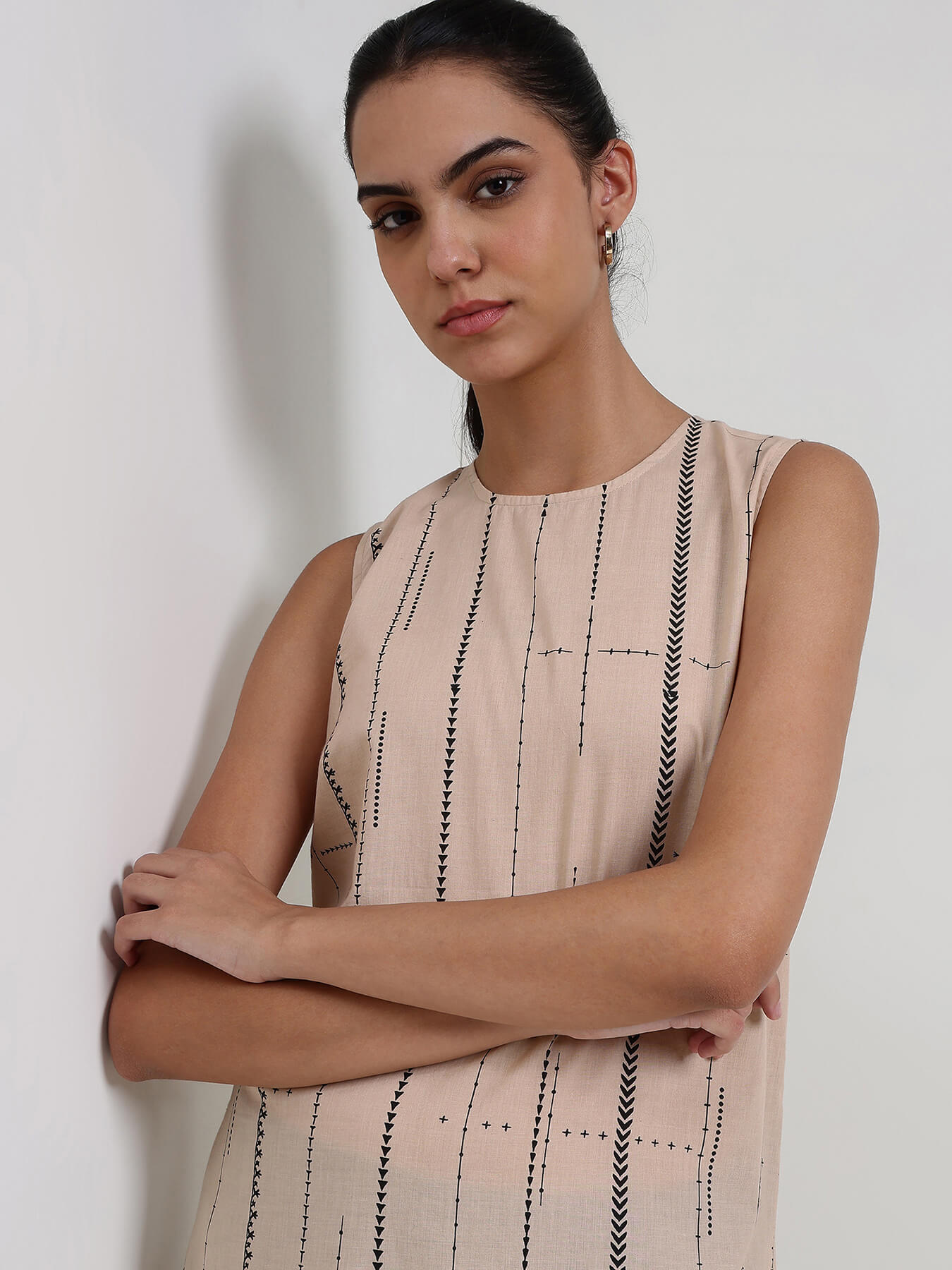 Cotton Striped Sleeveless Kurta - Beige
