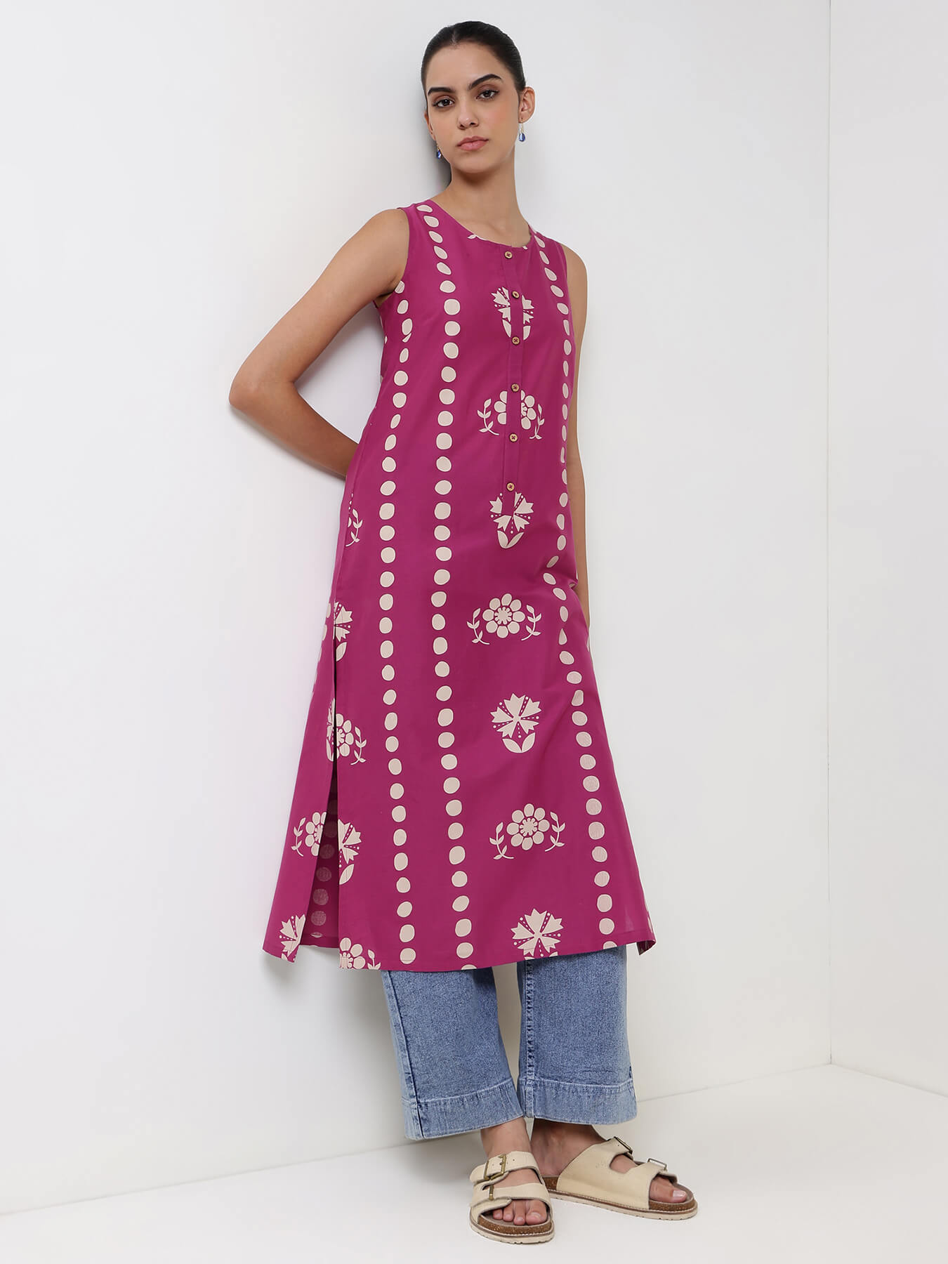 Cotton Round Neck Floral Straight Kurta - Magenta
