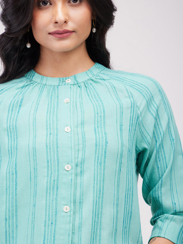 Rayon Solid Woven Kurta - Green