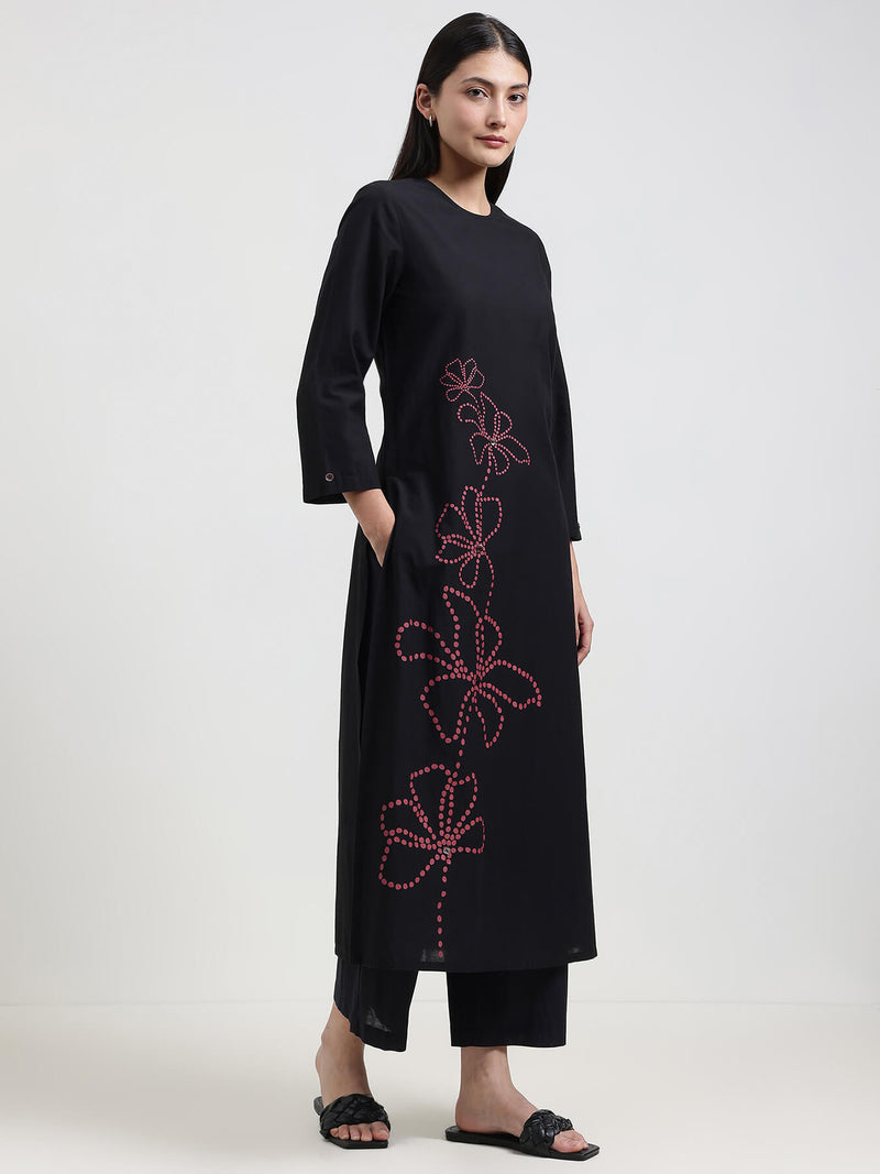 Cotton Floral Placement Print Kurta Set - Black & Pink