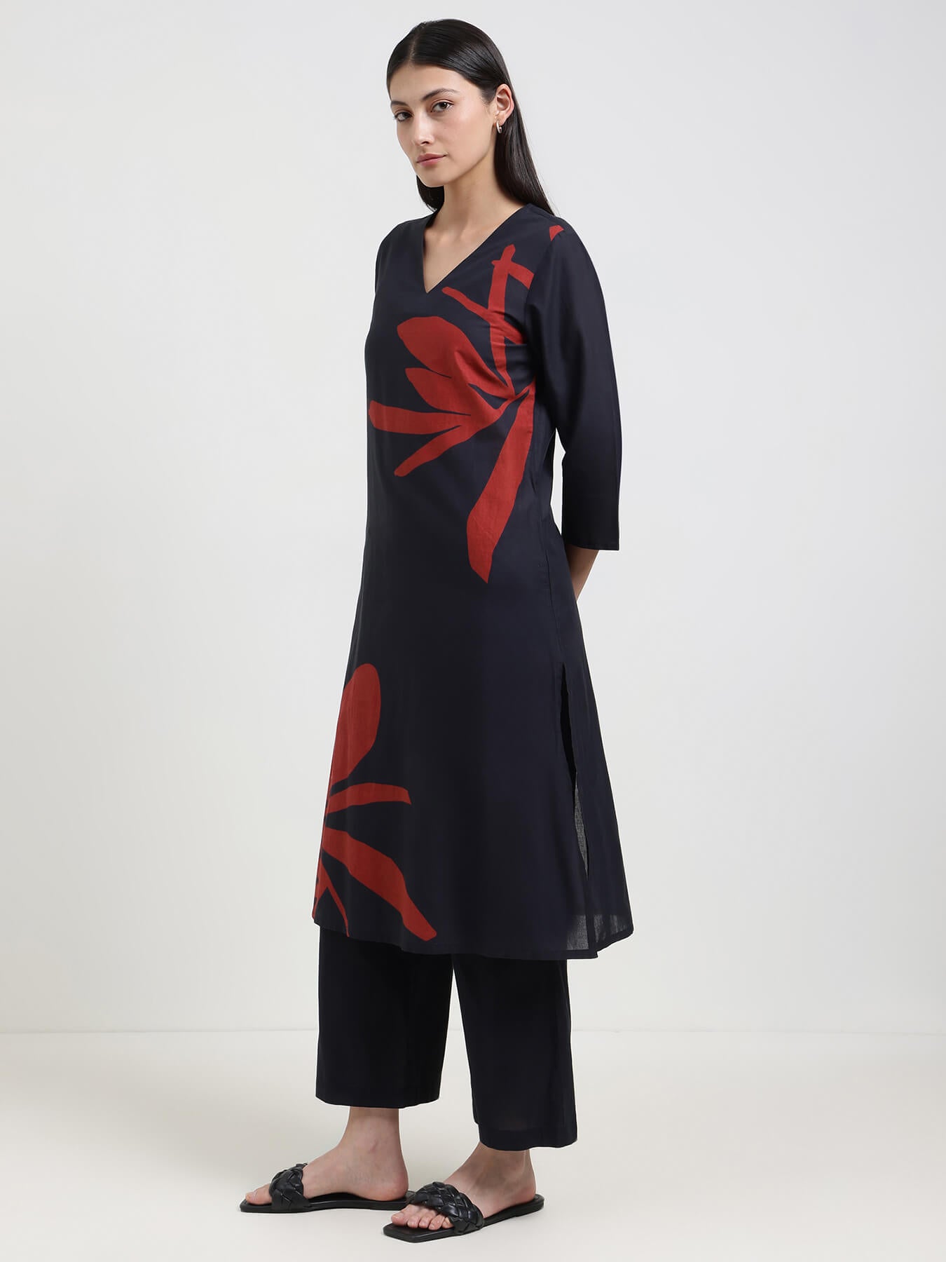 Cotton Floral A-Line Kurta Set - Black & Red