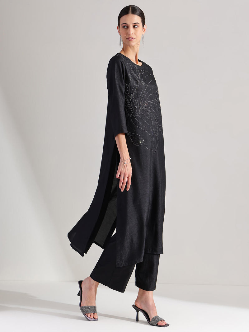 Silk Blend Floral Embellished Kurta Set - Black