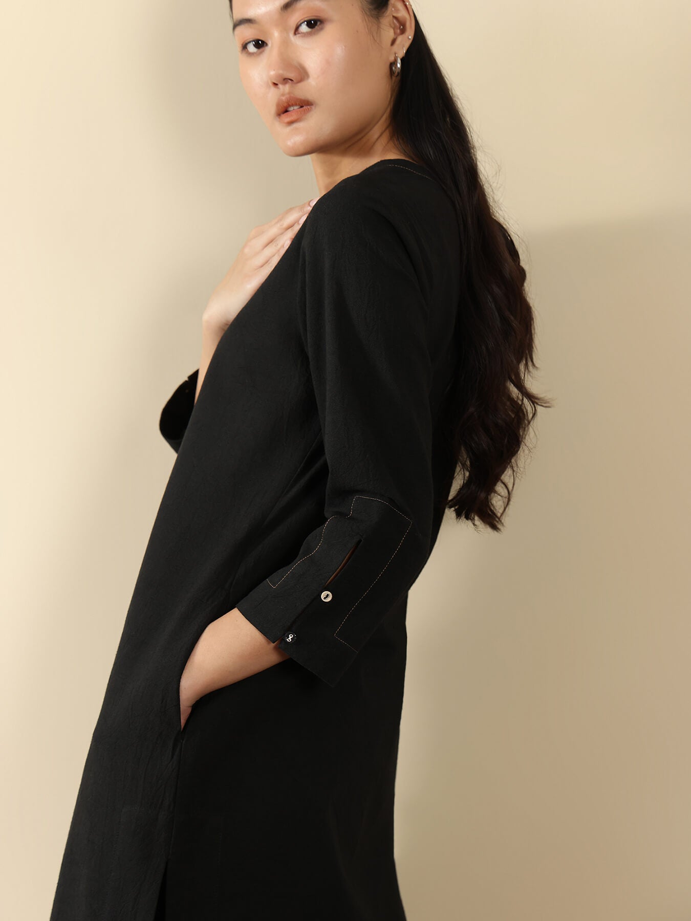 Linen Blend Solid A-Line Kurta Set - Black