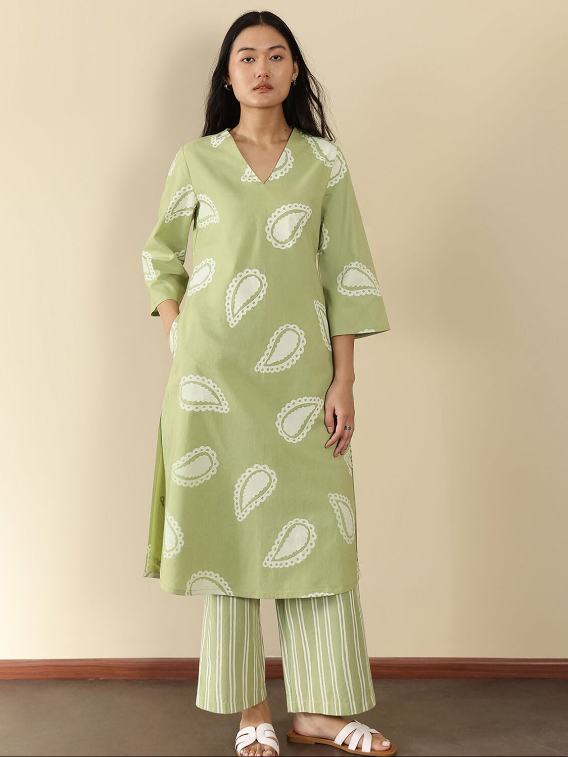 Cotton Paisley Straight Kurta Set - Green