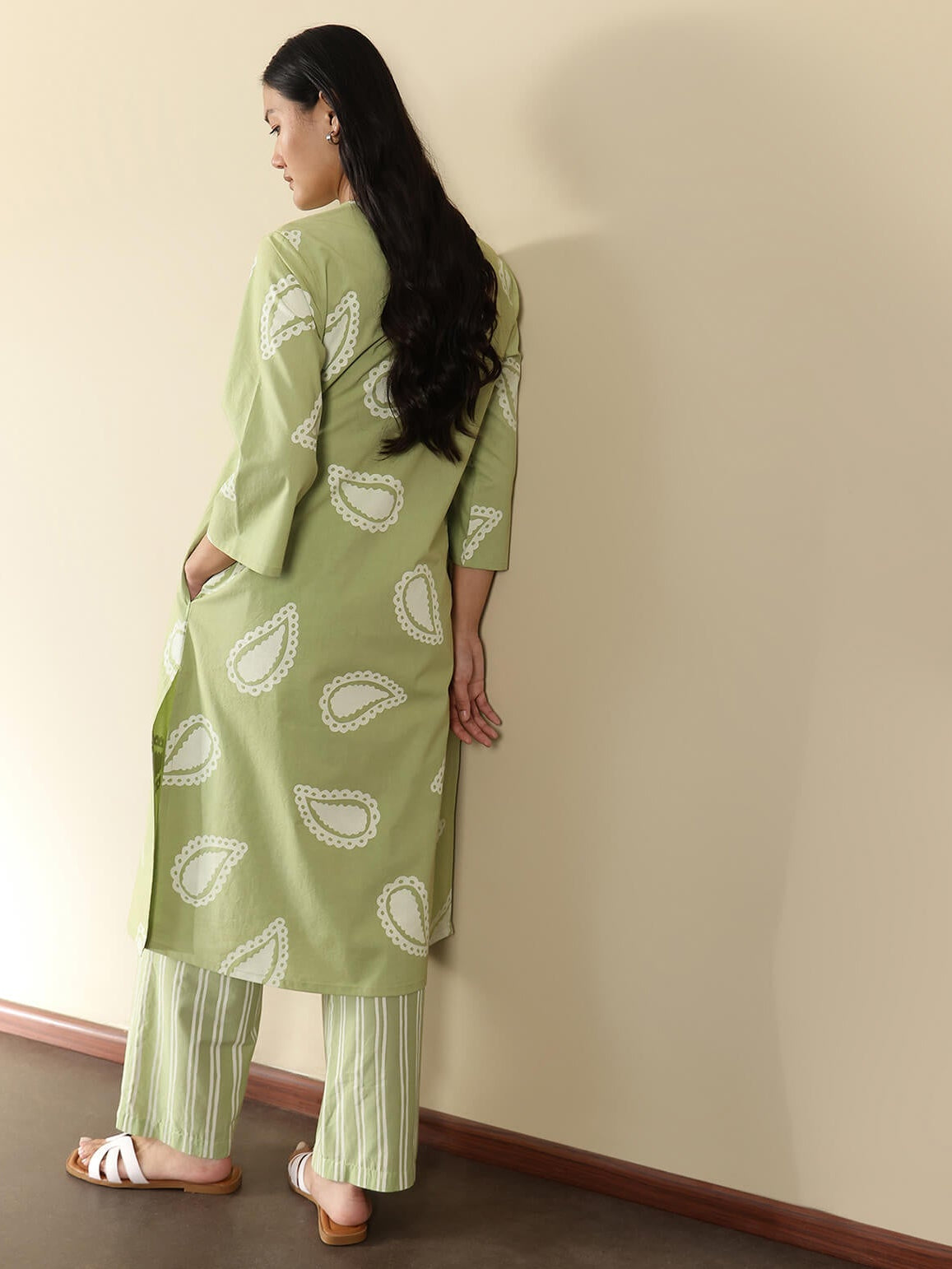 Cotton Paisley Straight Kurta Set - Green
