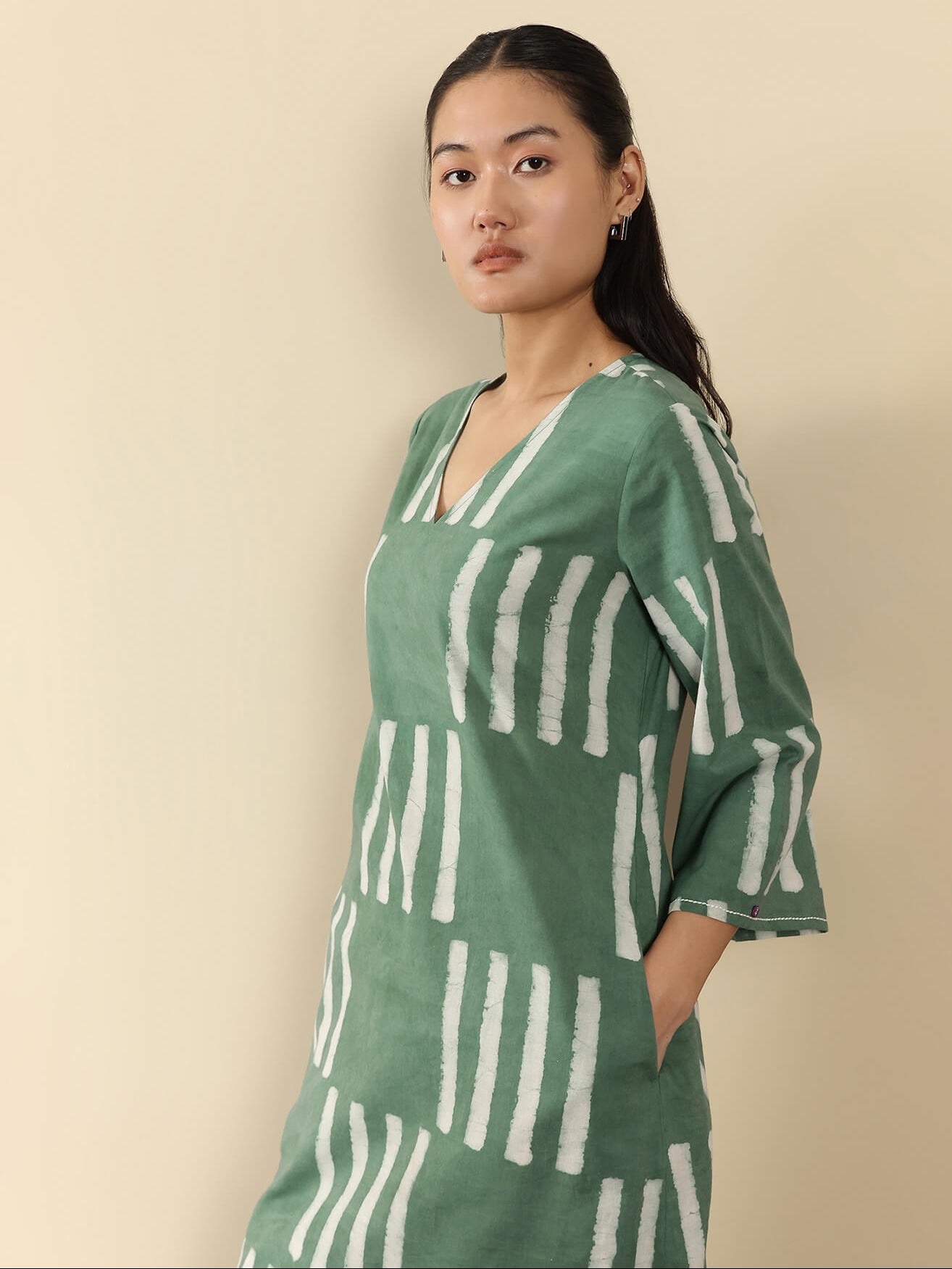 Cotton Dabu Geometric Kurta Set - Green