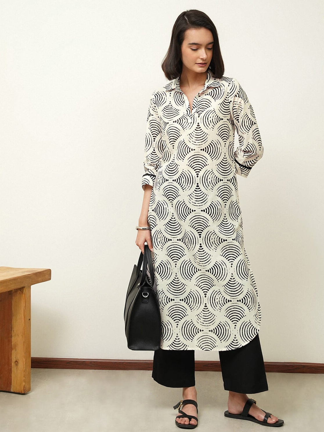 Cotton Geometric Shirt Collar Kurta Set - Off White