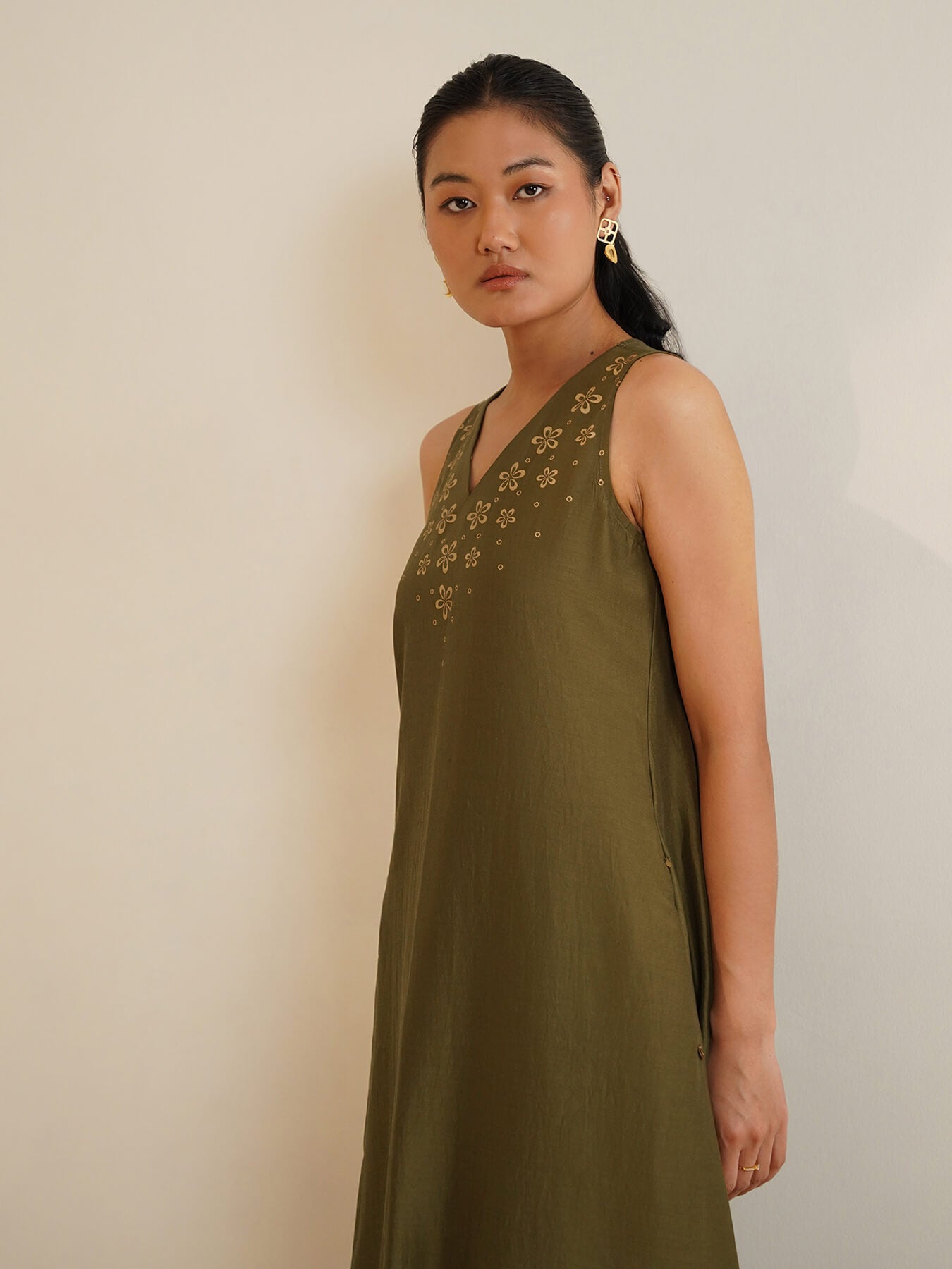 Silk Blend Floral Print Kurta Set - Olive