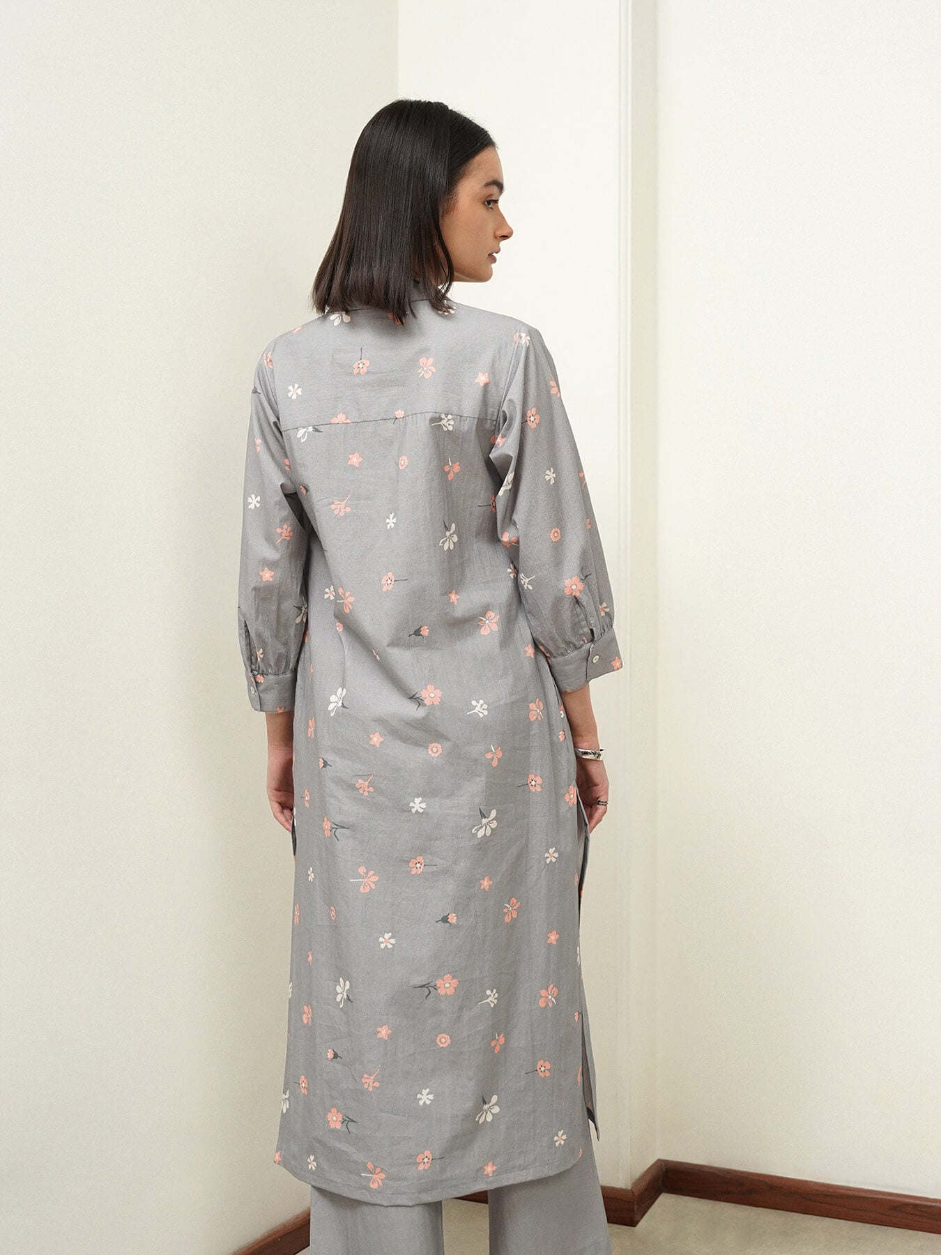 Cotton Floral Shirt Collar Kurta Set - Grey
