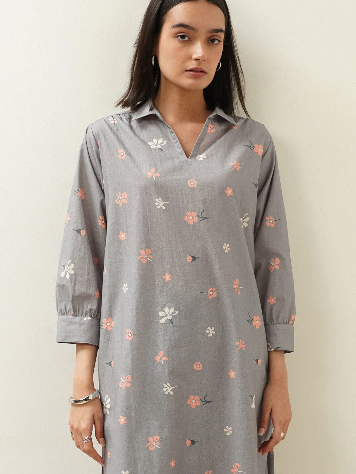 Cotton Floral Shirt Collar Kurta Set - Grey
