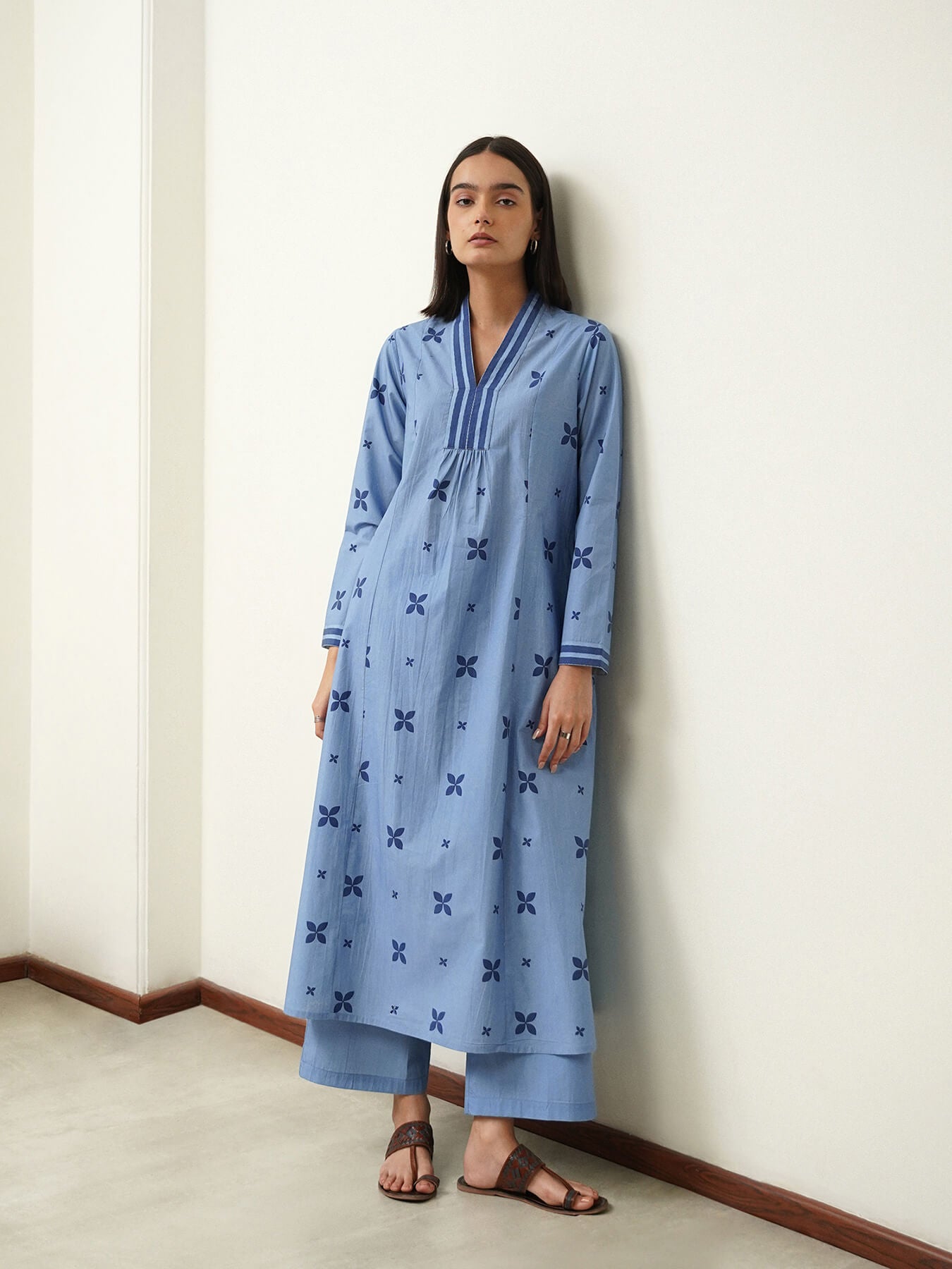 Cotton Geometric V-Neck Kurta Set - Blue