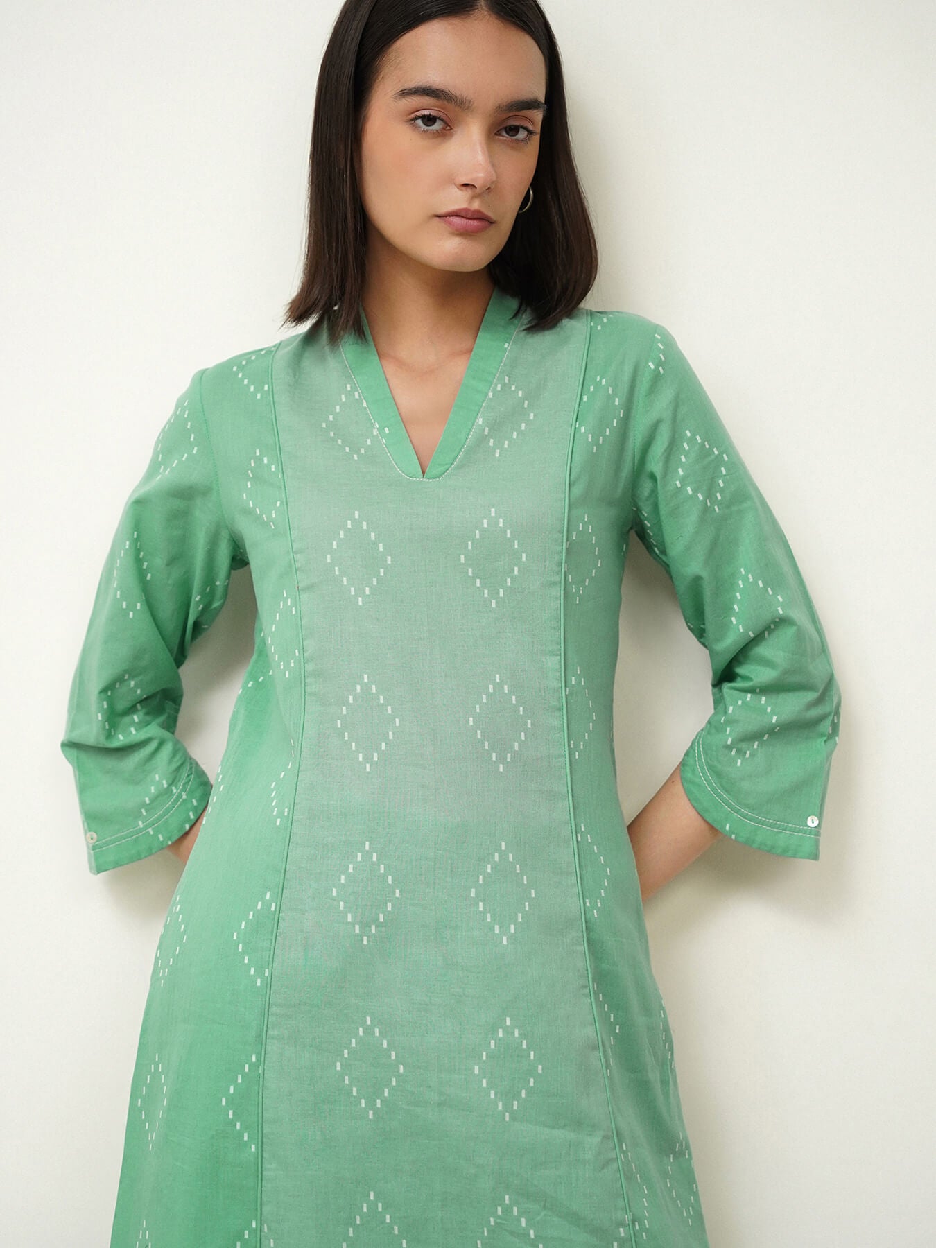 Cotton Ikat V-Neck Kurta Set - Green