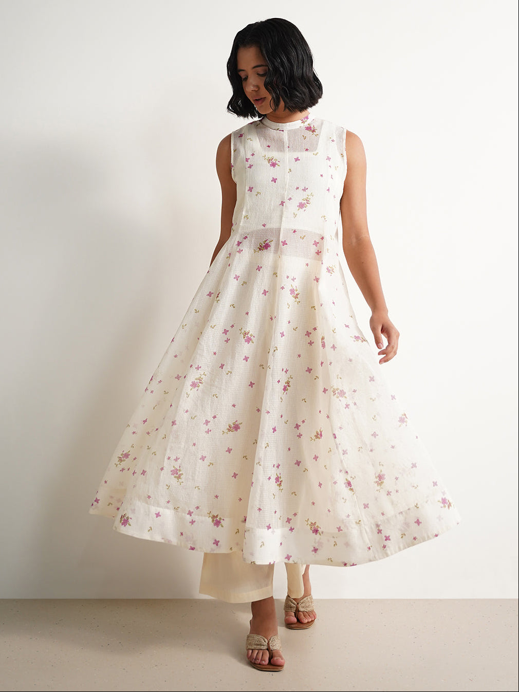 Cotton Floral Round Neck Kurta Set - Off White