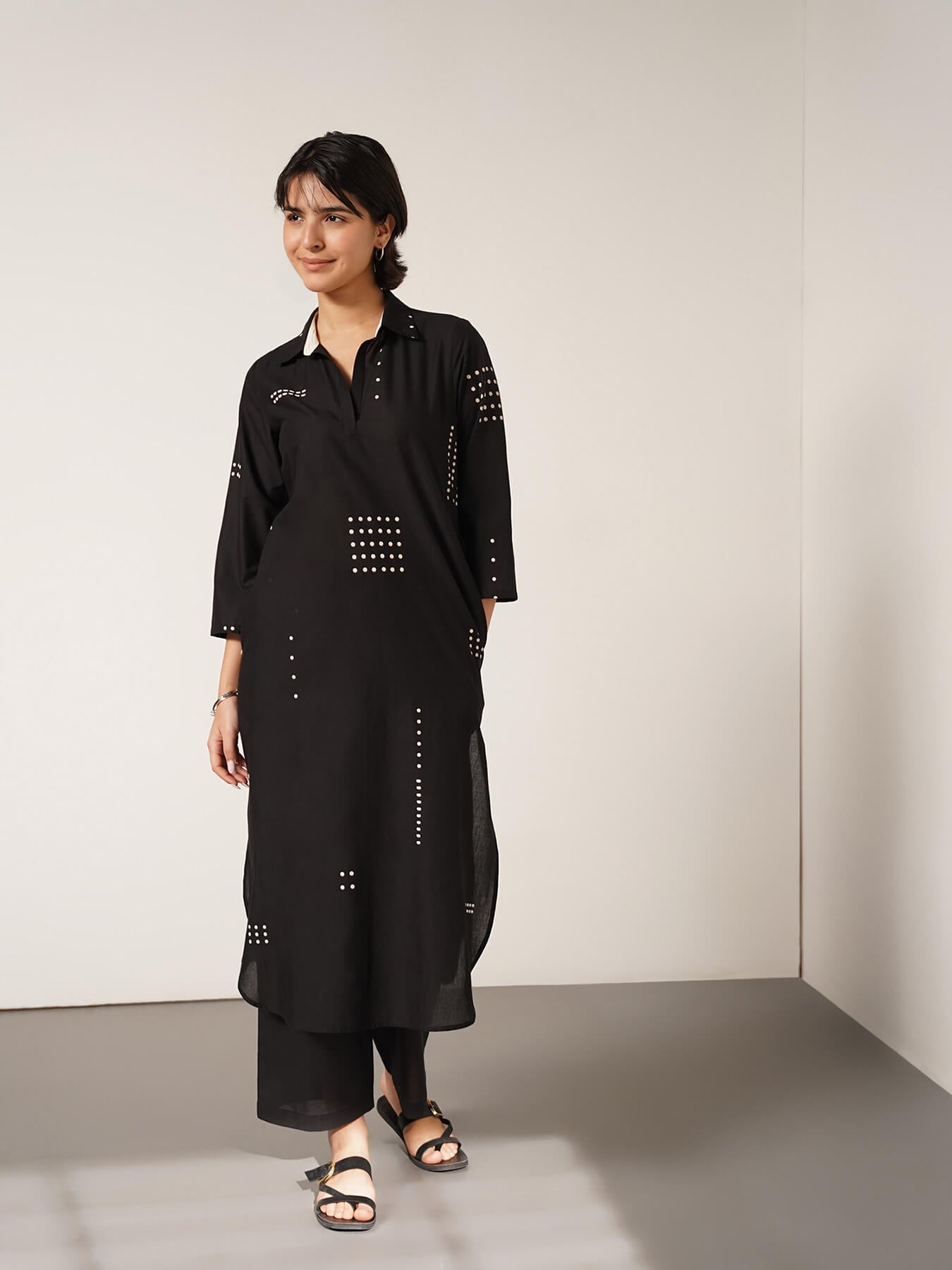 Cotton Geometric Print Shirt Collar Kurta Set - Black