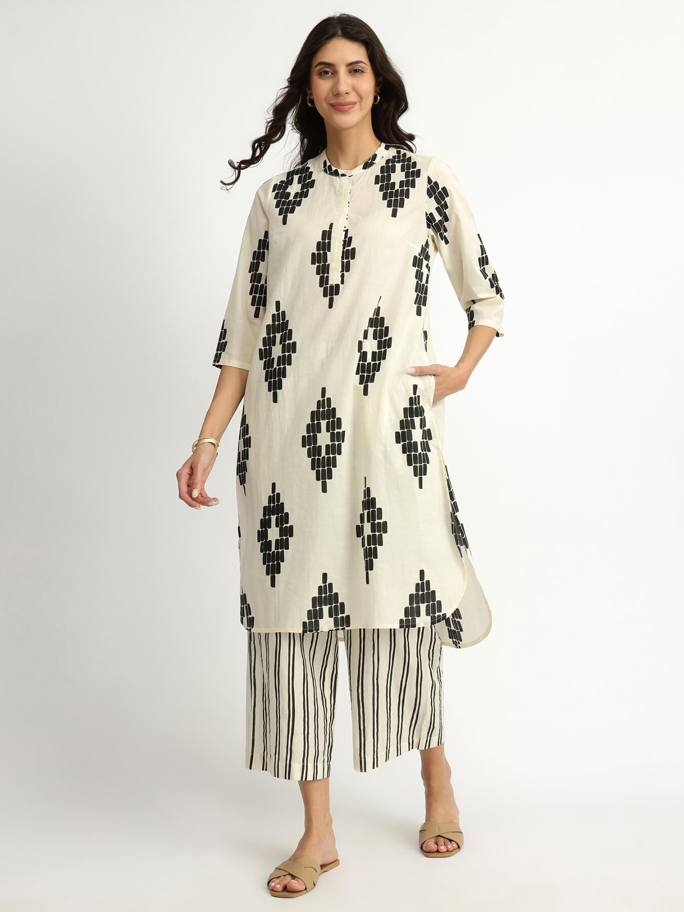 Cotton Geometric Print Kurta Set - White & Black