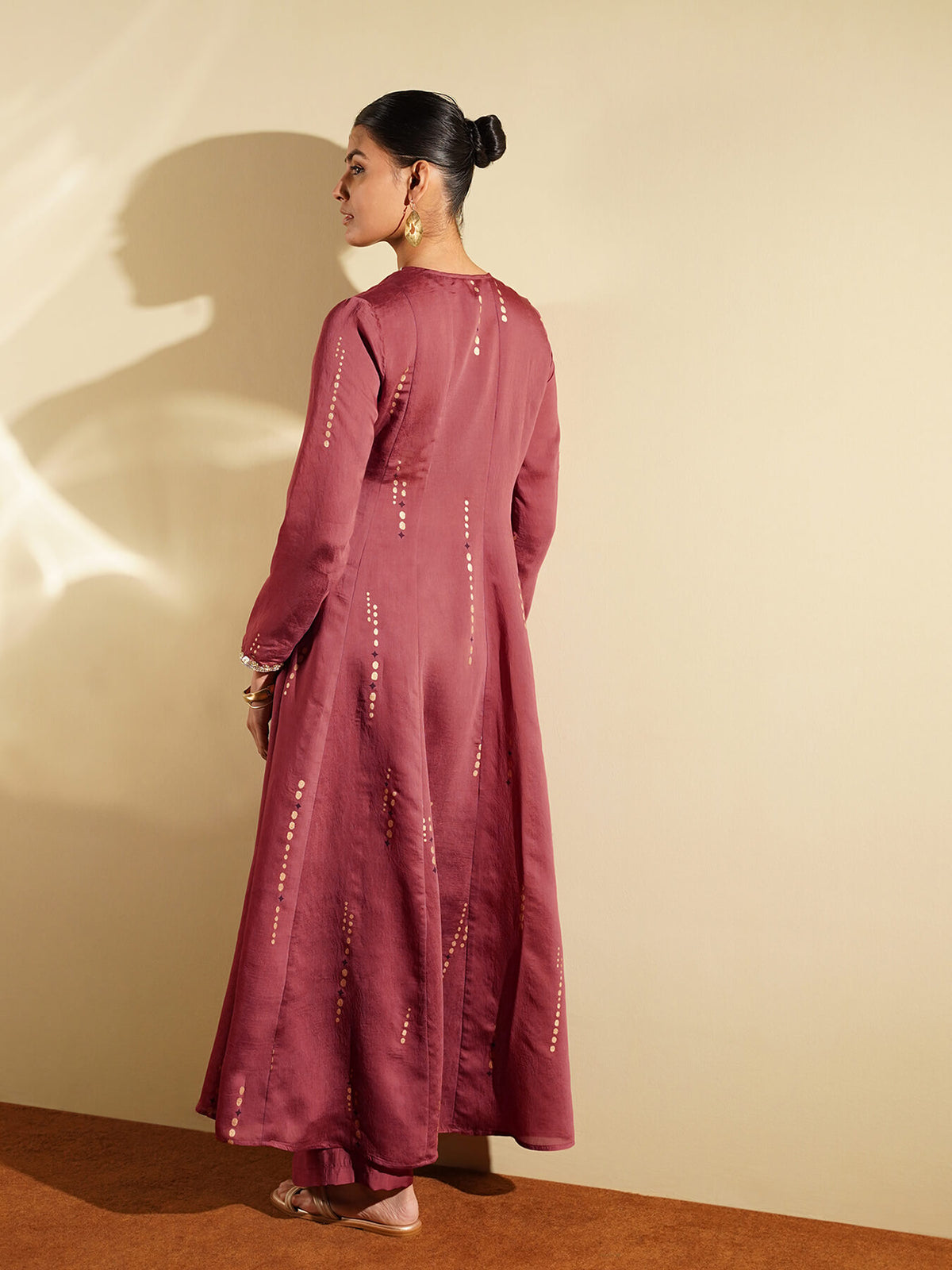 Viscose Silk Geometric A-Line Kurta Set - Peach