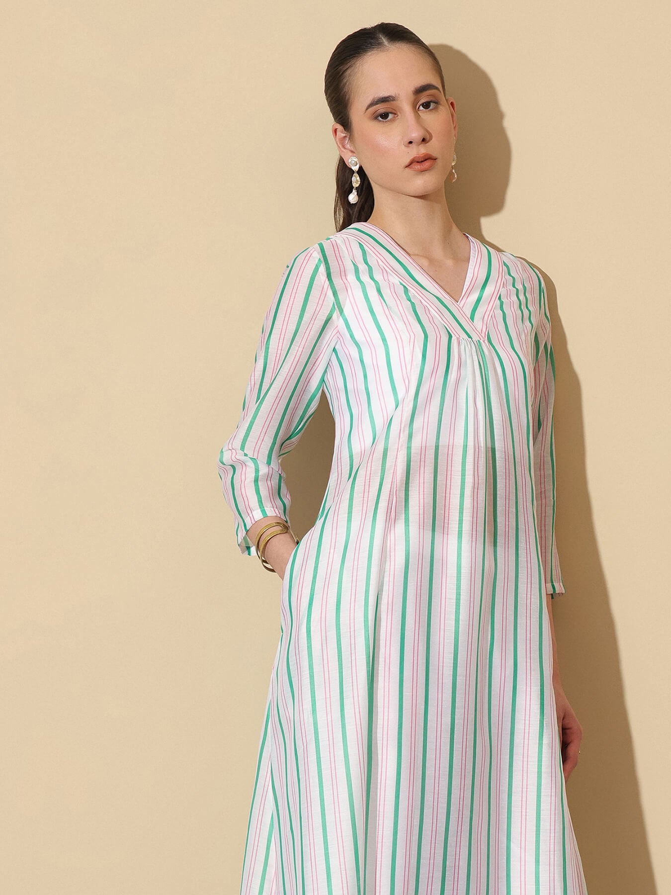 Chanderi Striped V-Neck Kurta Set - White